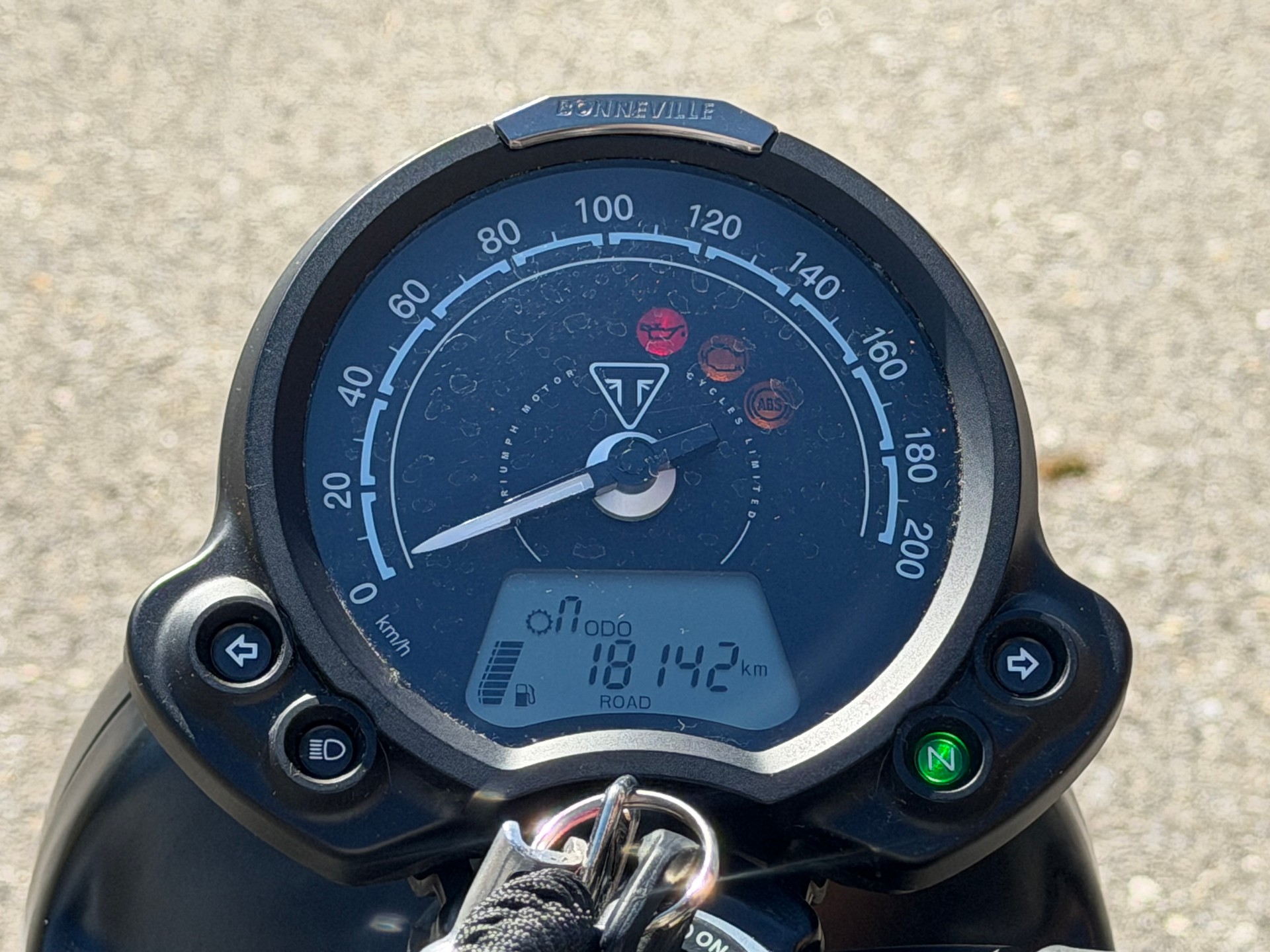 TRIUMPH Street Twin 900-image-6