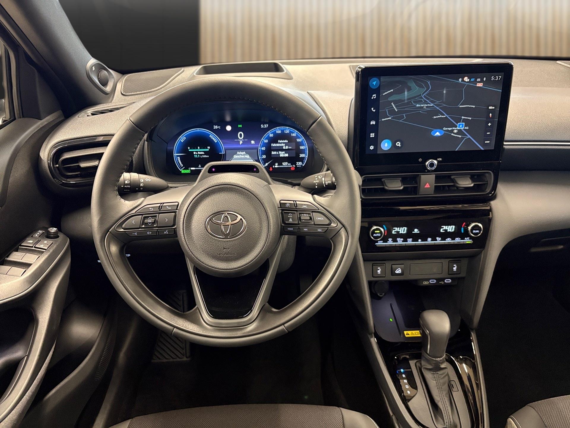 TOYOTA Yaris Cross 1.5 Premium AWDi e-CVT-image-12