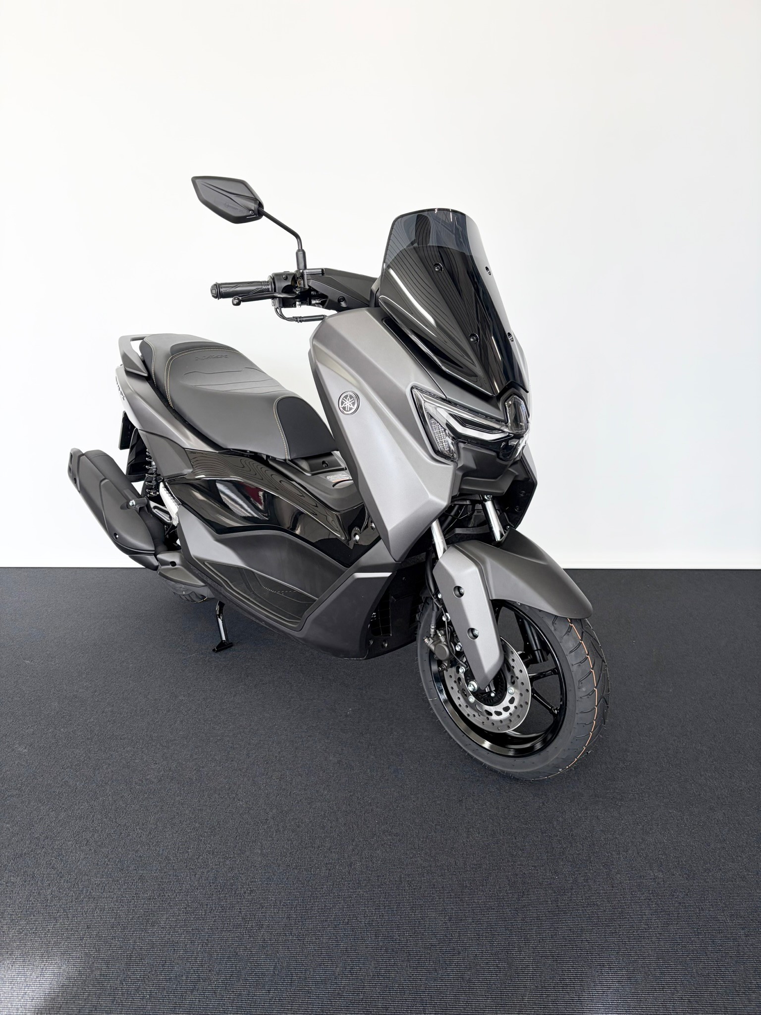 YAMAHA N-MAX TECH MAX-image-4