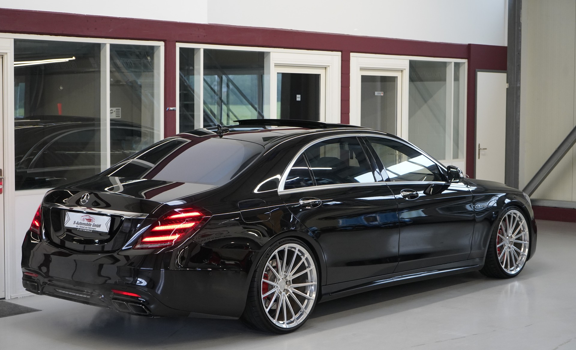 MERCEDES-BENZ S 63 AMG L 4Matic+ 9G-Tronic-image-7