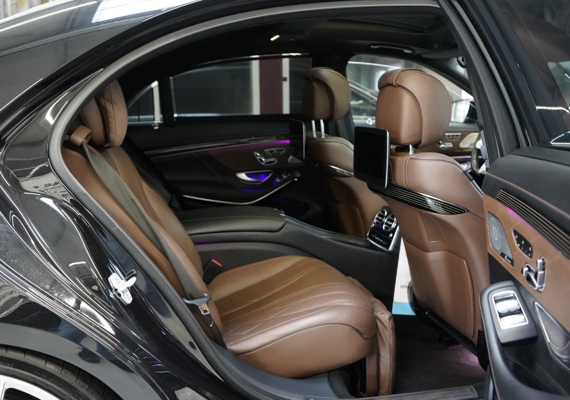 MERCEDES-BENZ S 63 AMG L 4Matic+ 9G-Tronic-image-13