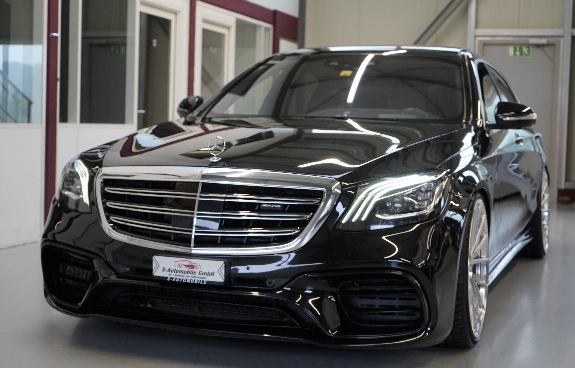 MERCEDES-BENZ S 63 AMG L 4Matic+ 9G-Tronic-image-1