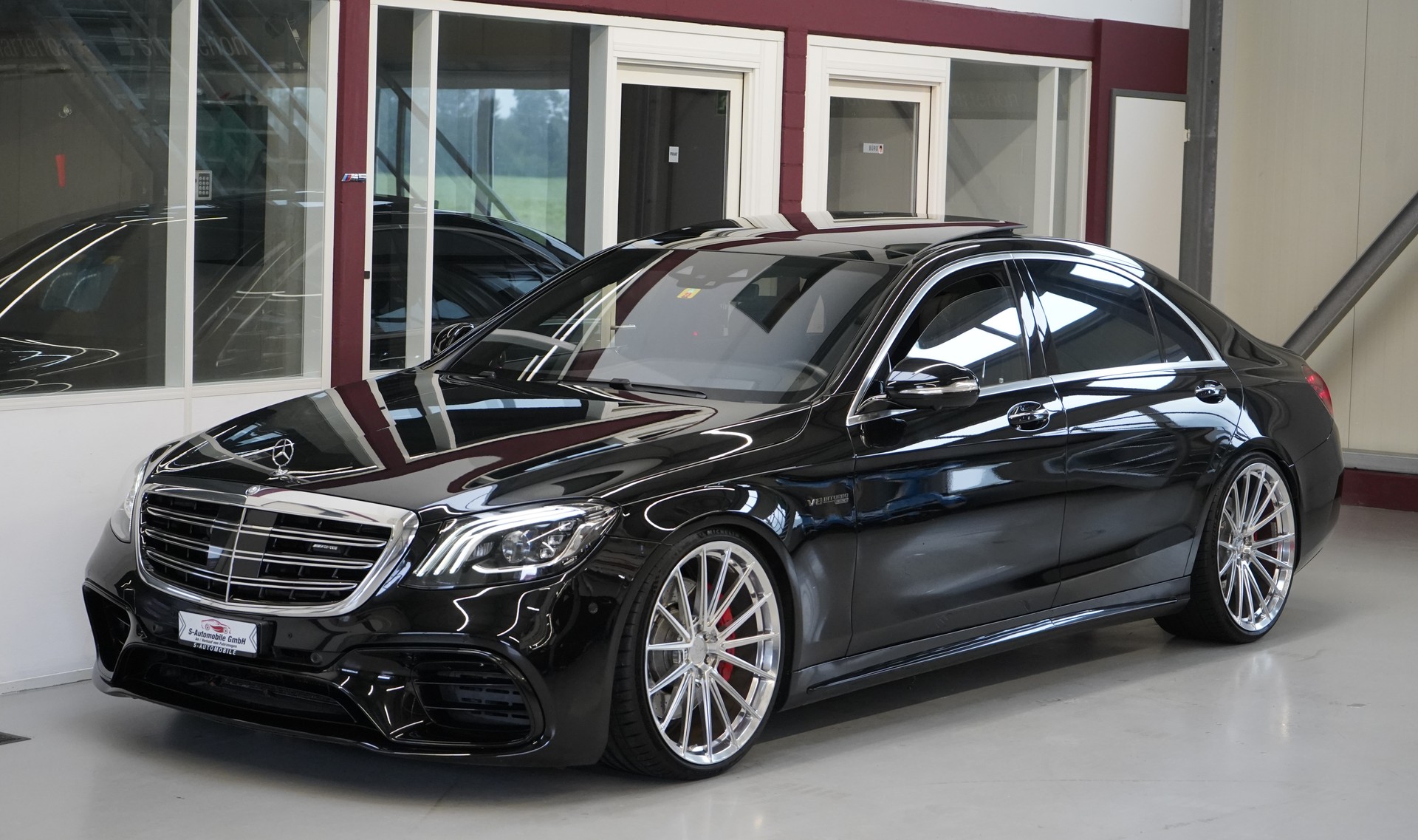 MERCEDES-BENZ S 63 AMG L 4Matic+ 9G-Tronic-image-2