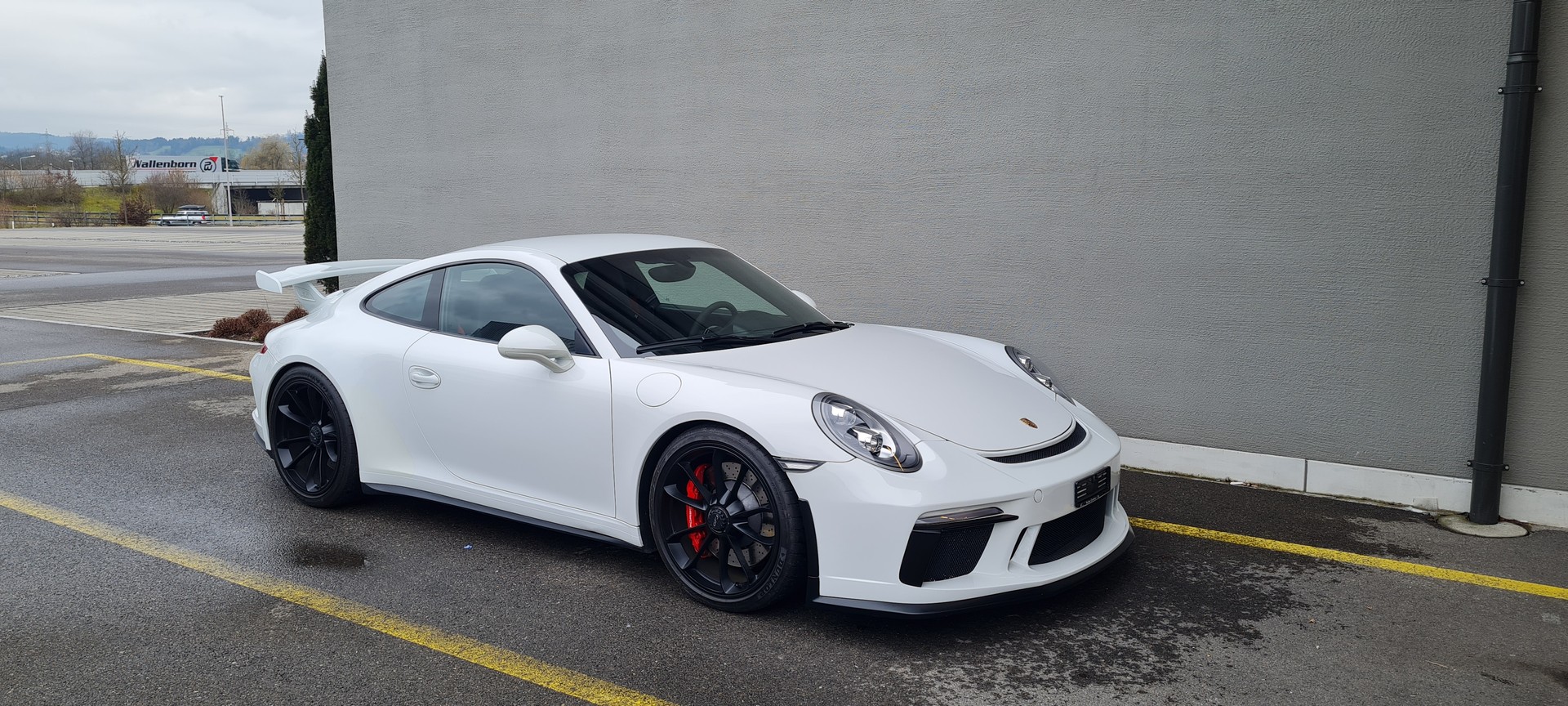 PORSCHE 911 GT3-image-1