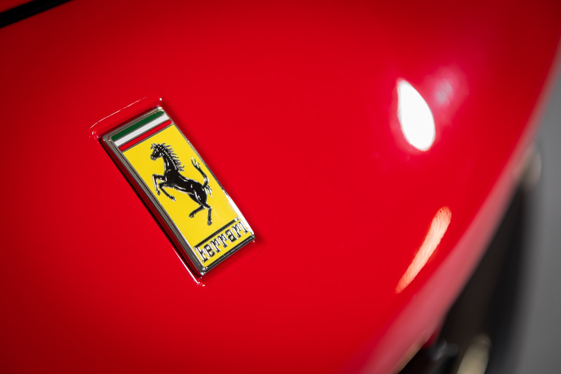 FERRARI 488 Spider 3.9 V8-image-31