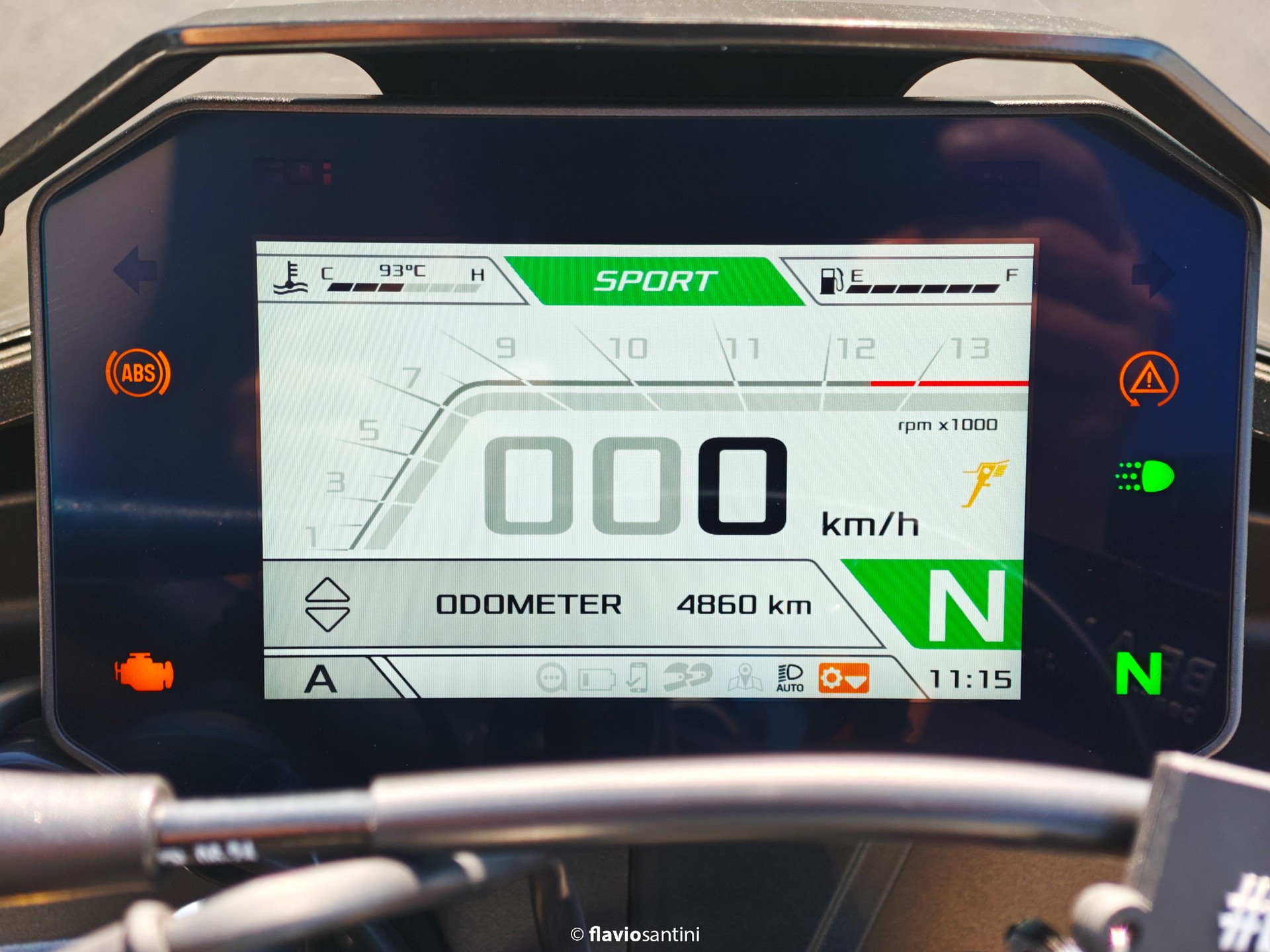 APRILIA Tuono V4 1100 Factory-image-7