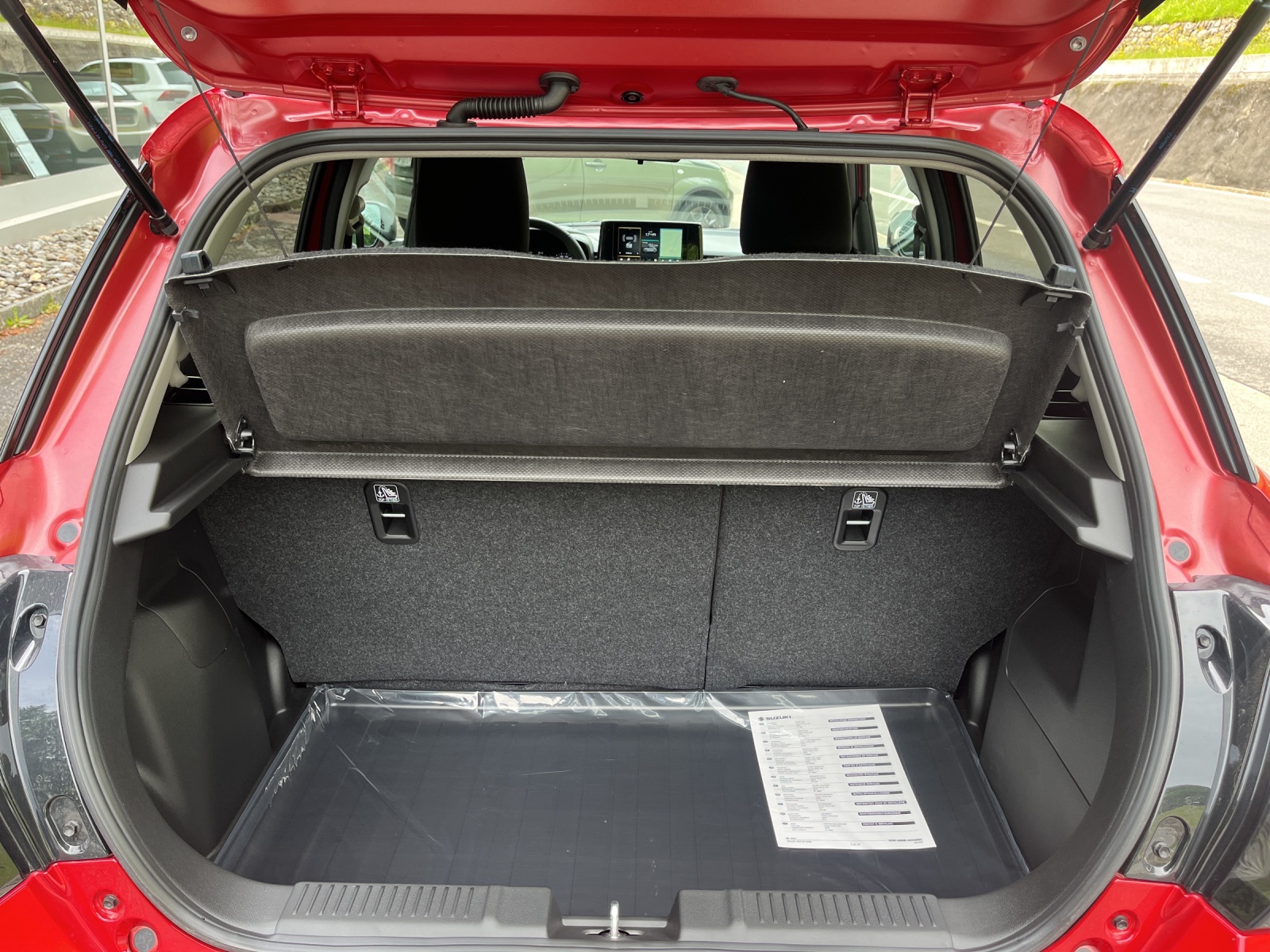 SUZUKI Swift 1.2 Tradizio Hybrid 4x4-image-14