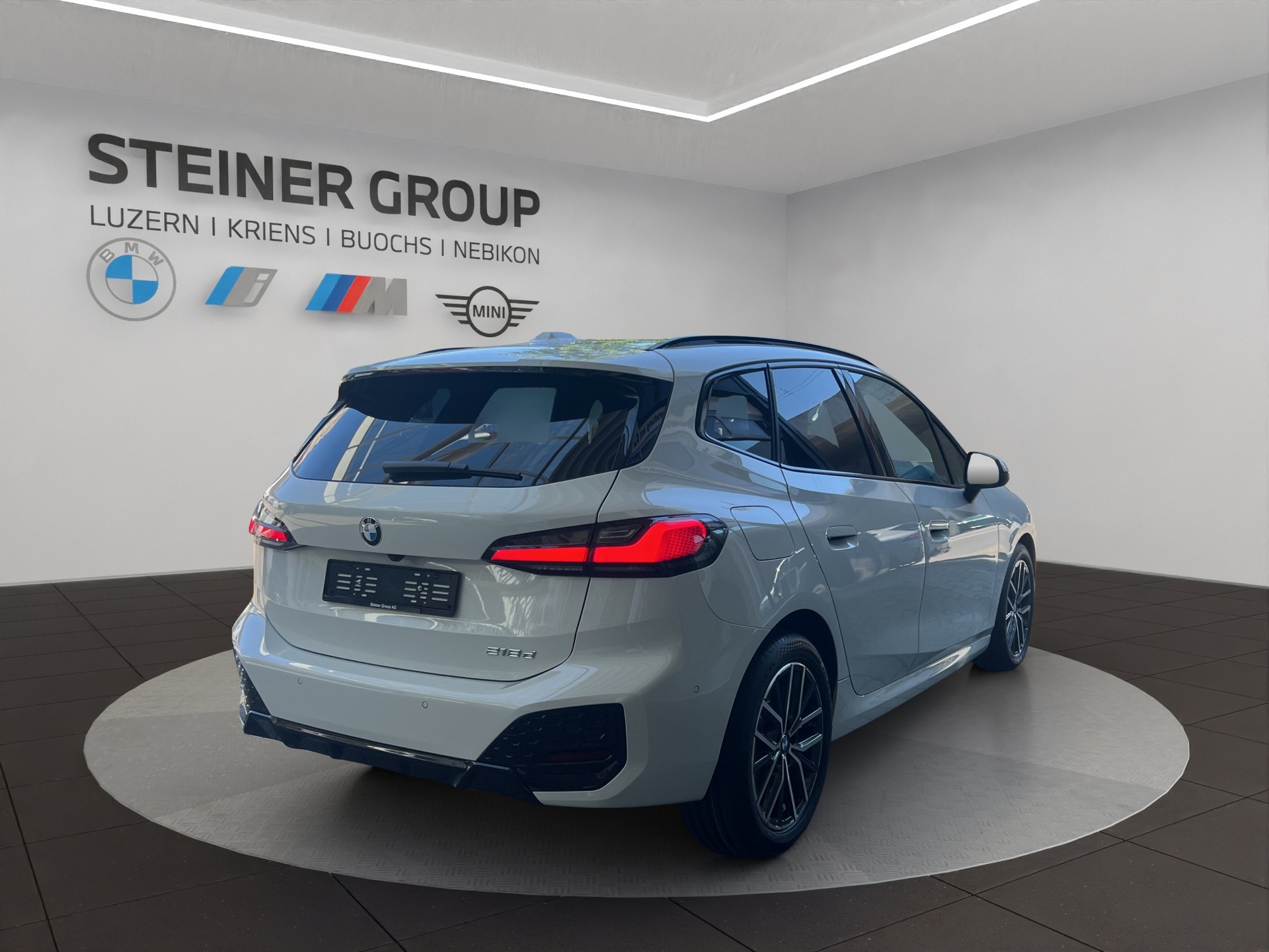 BMW 218d Active Tourer M Sport DKG-image-6