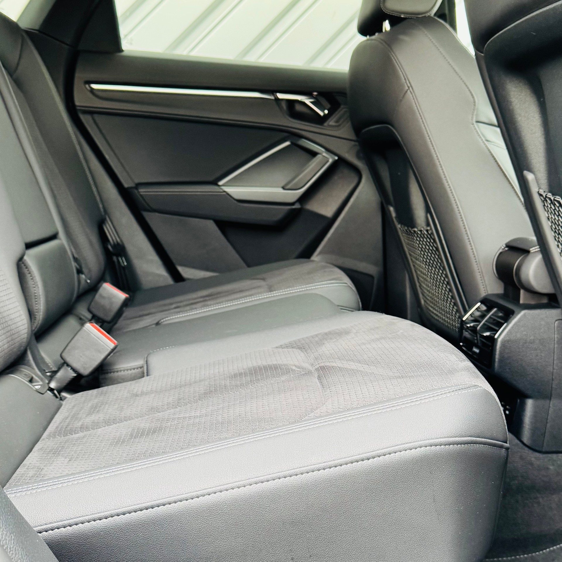 AUDI Q3 35 TFSI S line Attraction S-tronic-image-21