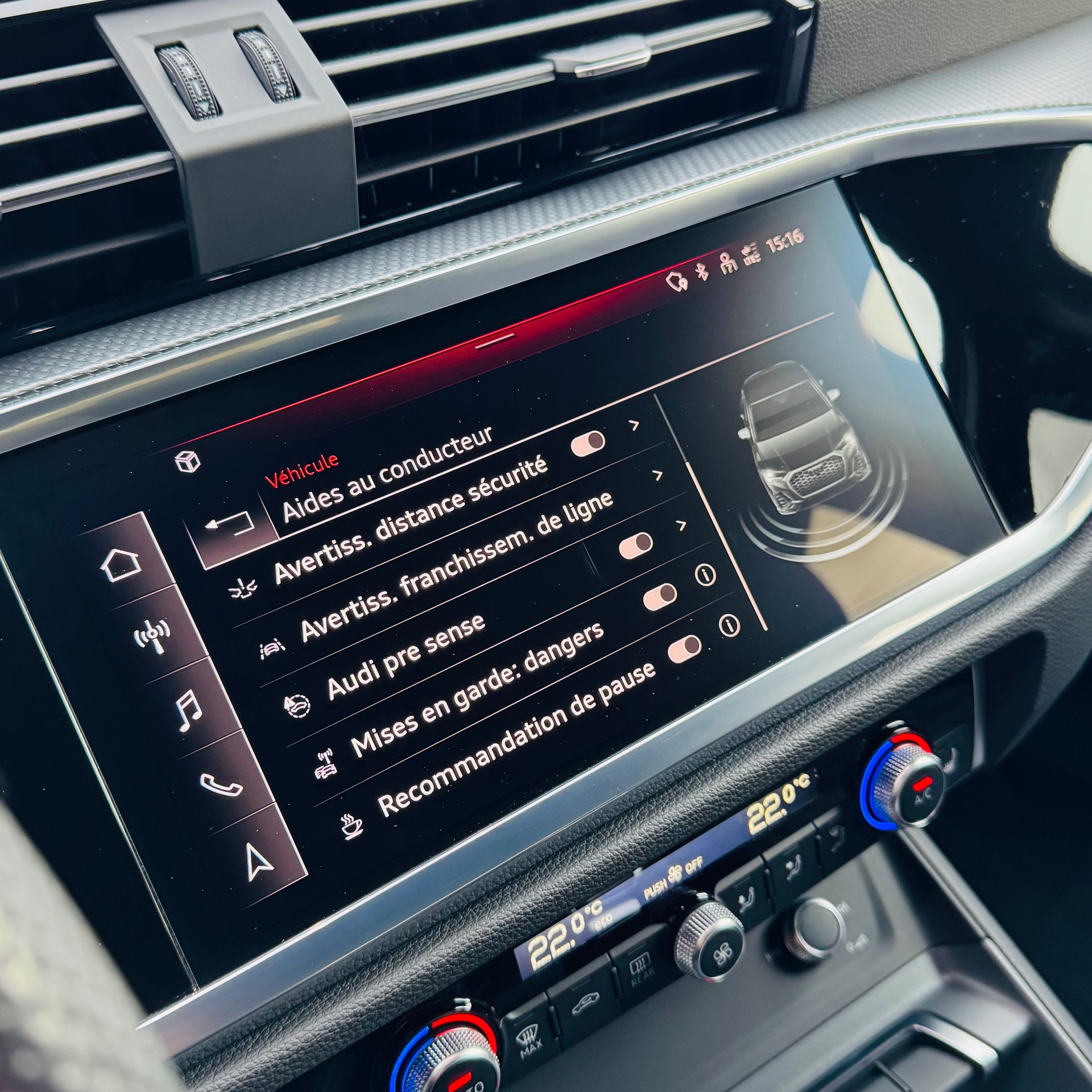 AUDI Q3 35 TFSI S line Attraction S-tronic-image-15