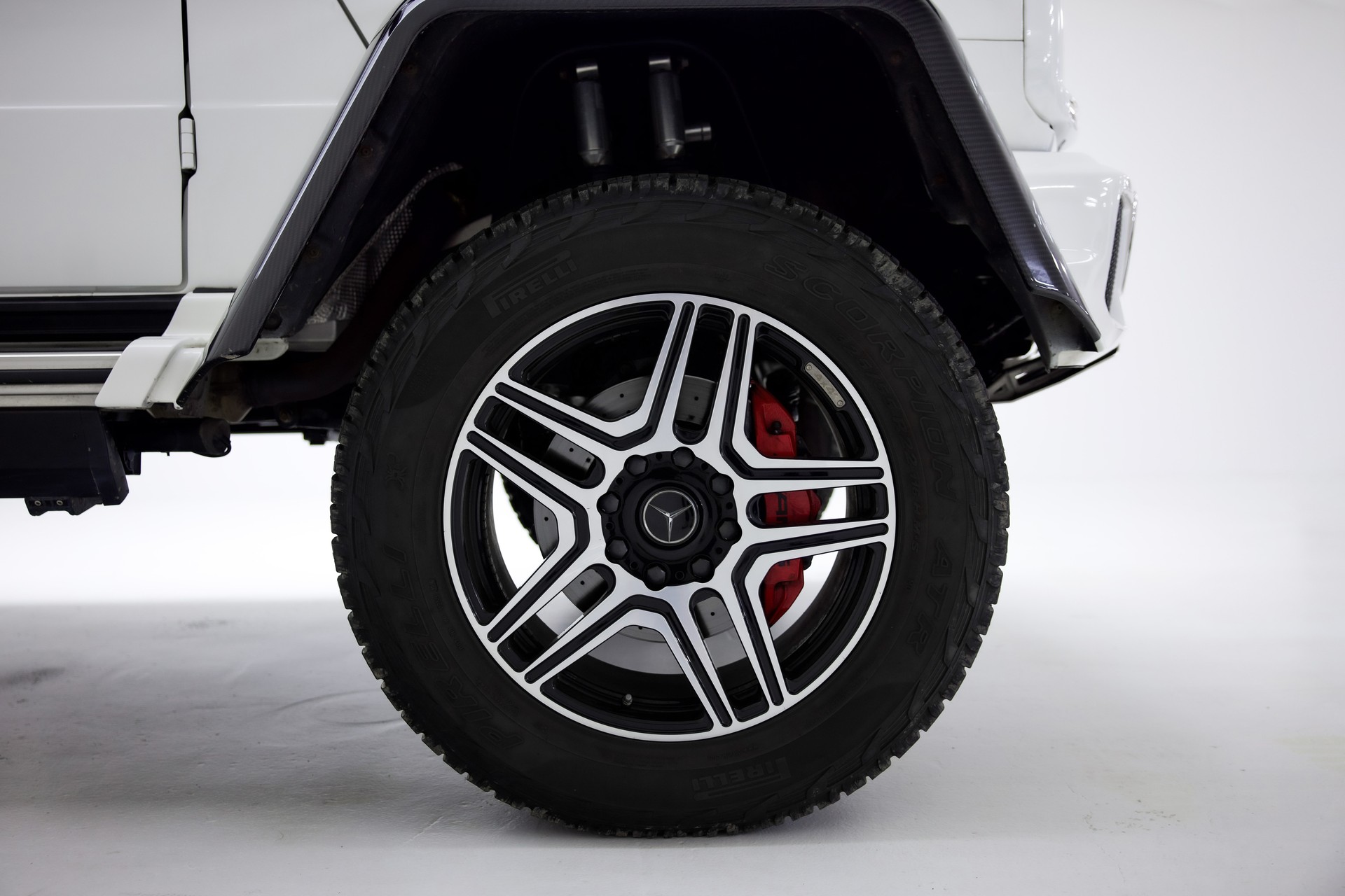 MERCEDES-BENZ G 500 4x4² 7G-Tronic-image-13