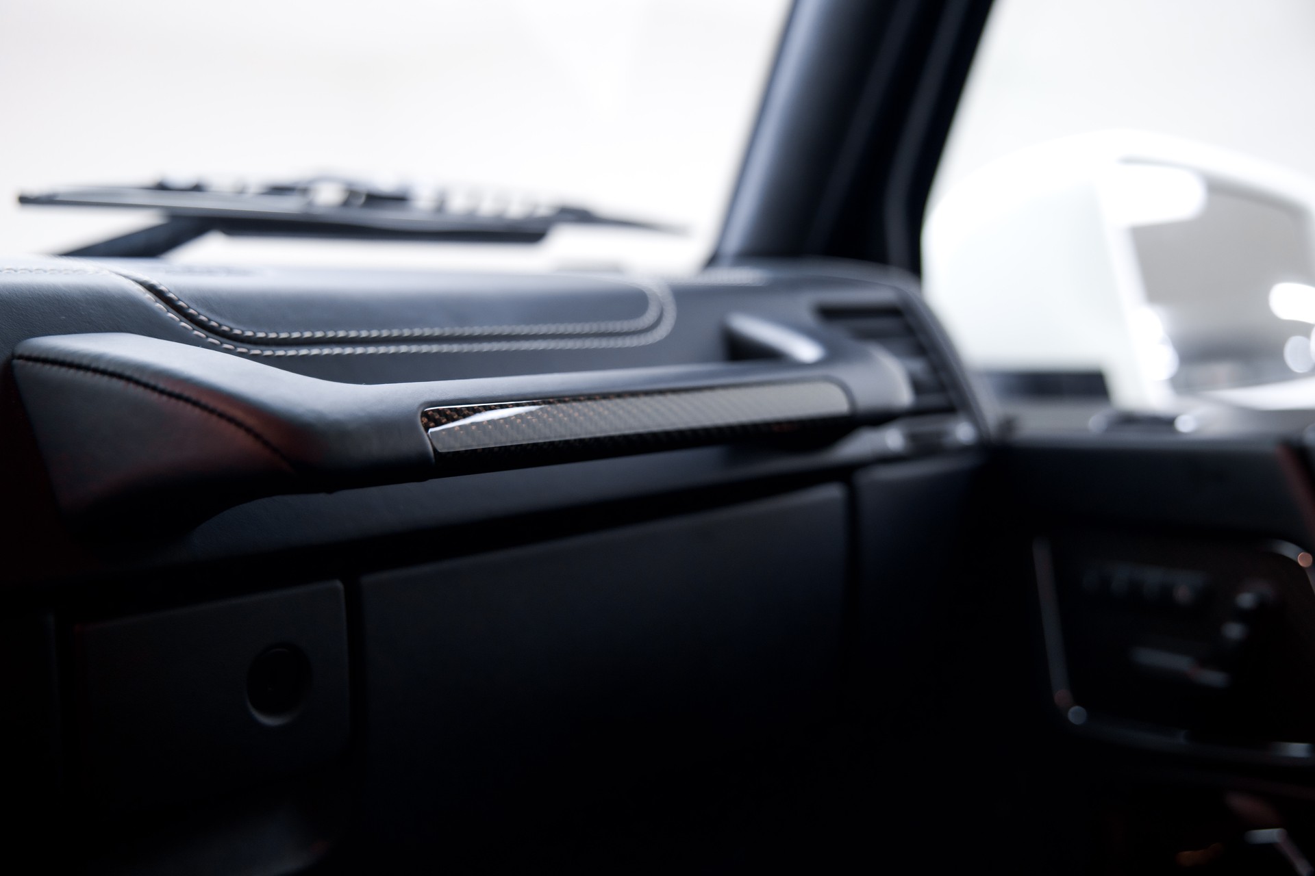 MERCEDES-BENZ G 500 4x4² 7G-Tronic-image-25