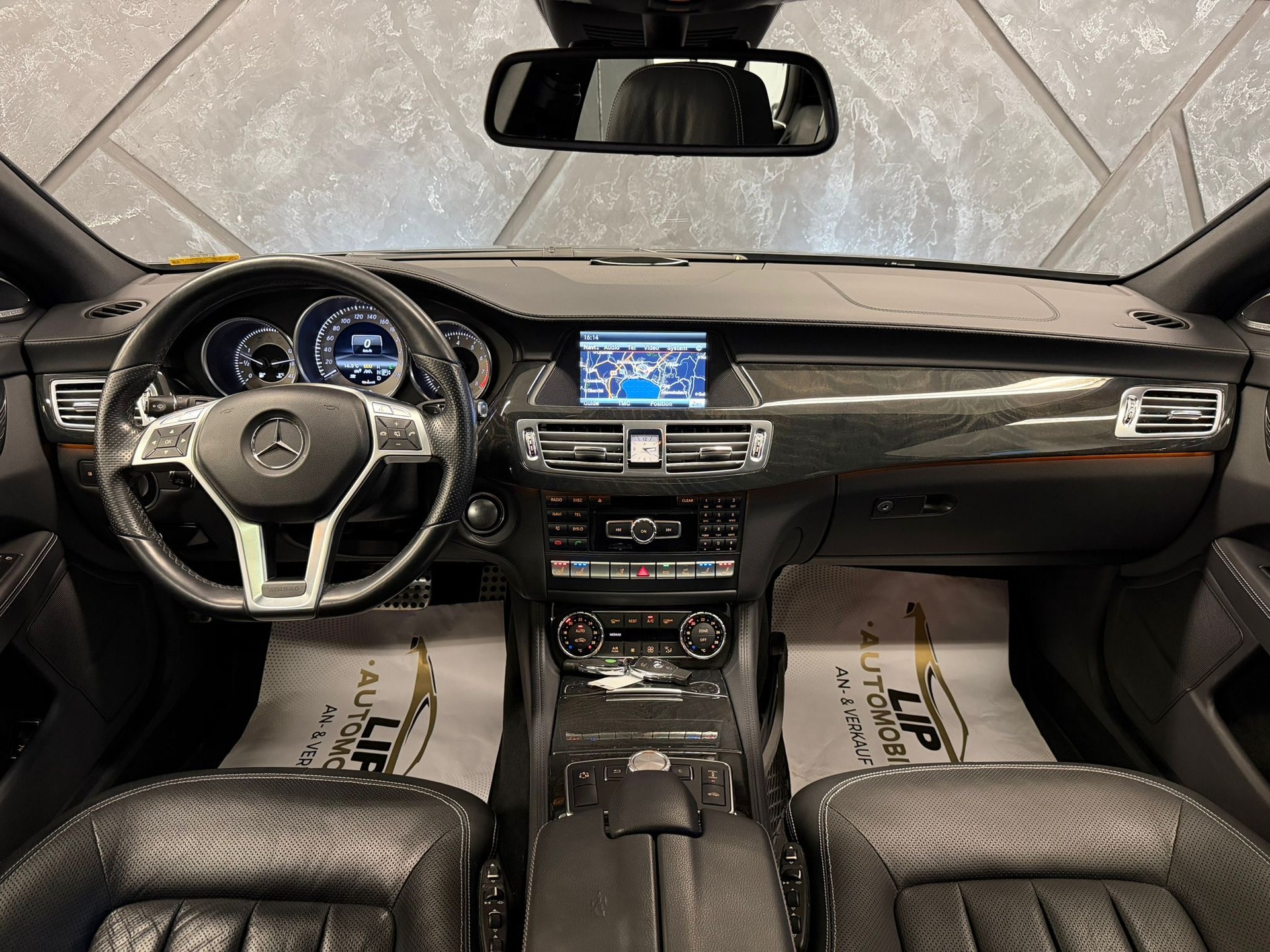 MERCEDES-BENZ CLS Shooting Brake 500 Executive 4Matic 7G-Tronic AMG-Line-image-8