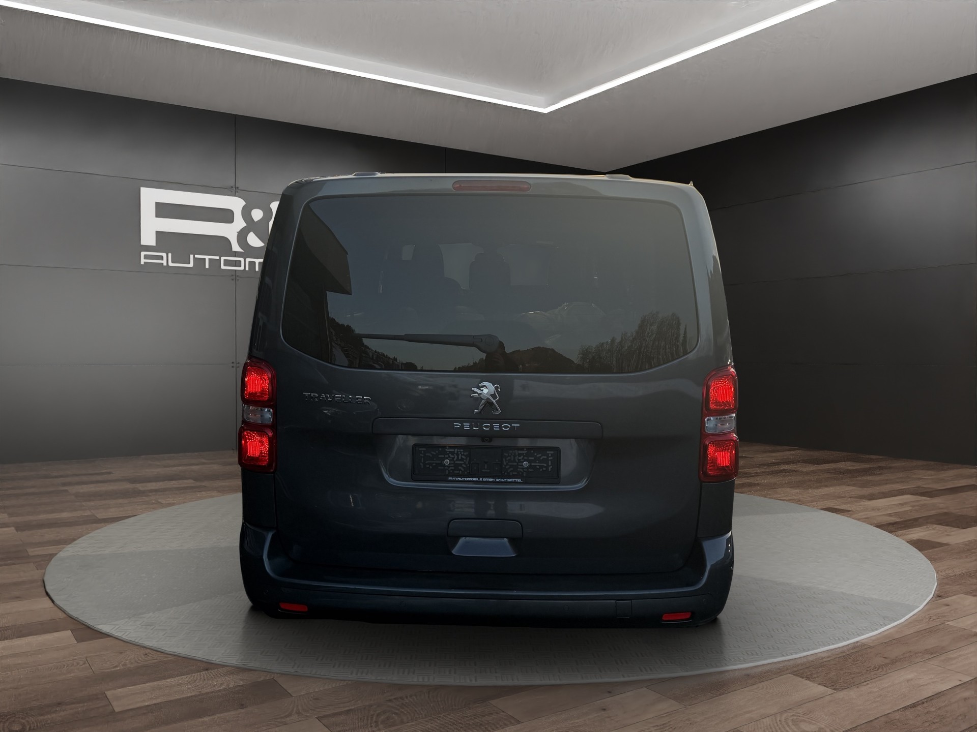 PEUGEOT Traveller 2.0 BlueHDi Business Standard EAT8-showroom-element-2