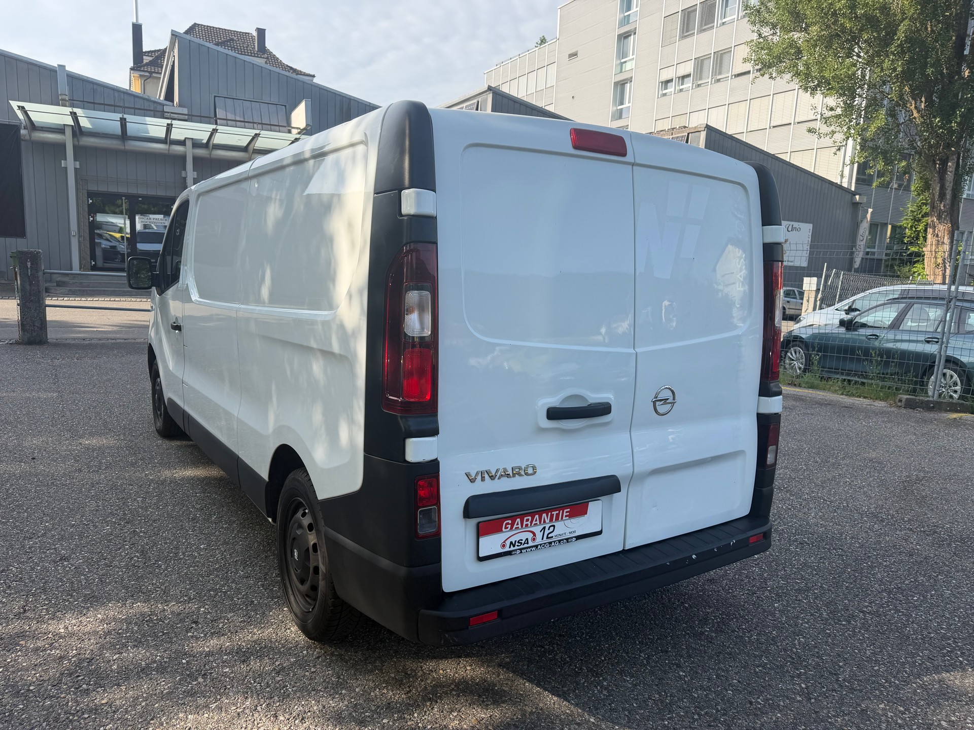 OPEL Vivaro 1.6 CDTI 2.9t L2H1 ** 03x Sitzplatze ** 02x Airbag ** Nutzlast 1090Kg ** Frisch Ab MFK-image-10