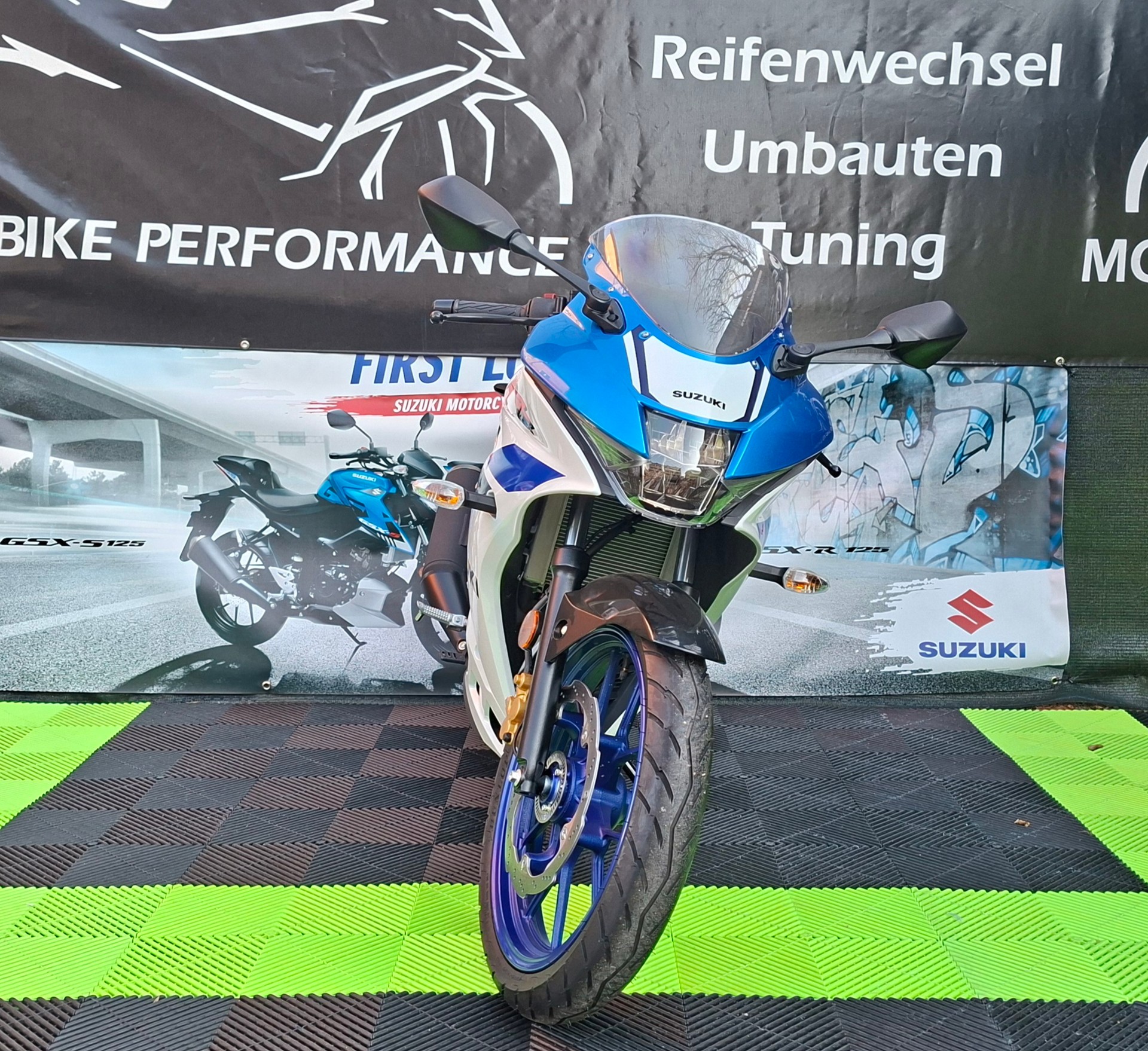 SUZUKI GSX-R 125-image-3