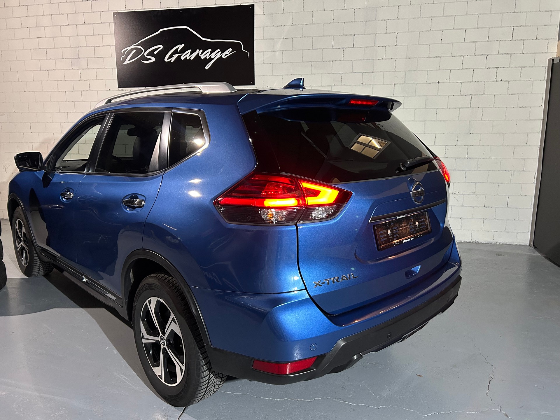 NISSAN X-TRAIL 2.0 dCi tekna Xtronic CVT ALL-MODE 4x4-image-4