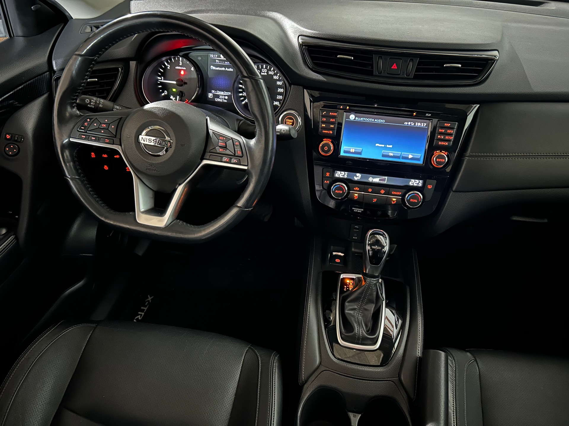 NISSAN X-TRAIL 2.0 dCi tekna Xtronic CVT ALL-MODE 4x4-image-10