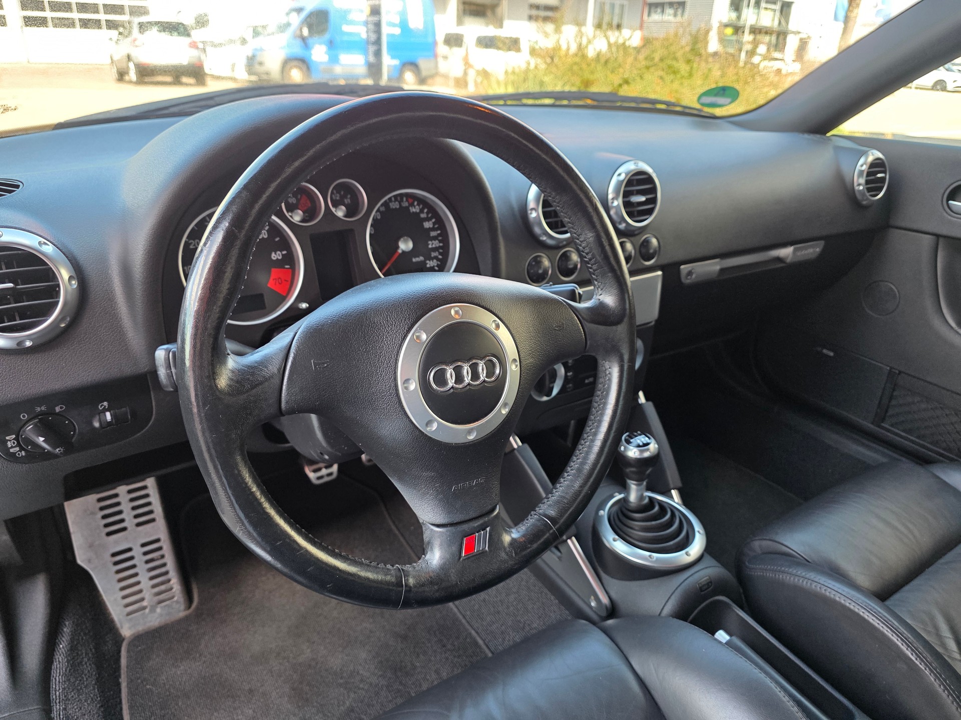 AUDI TT Roadster 1.8 T quattro-image-11