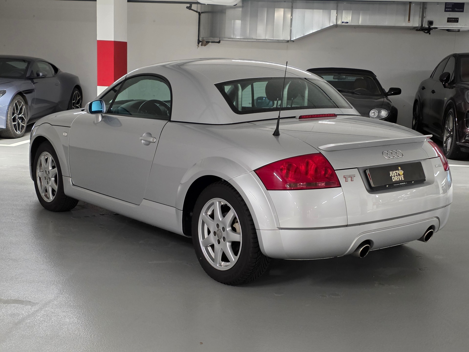 AUDI TT Roadster 1.8 T quattro-image-5