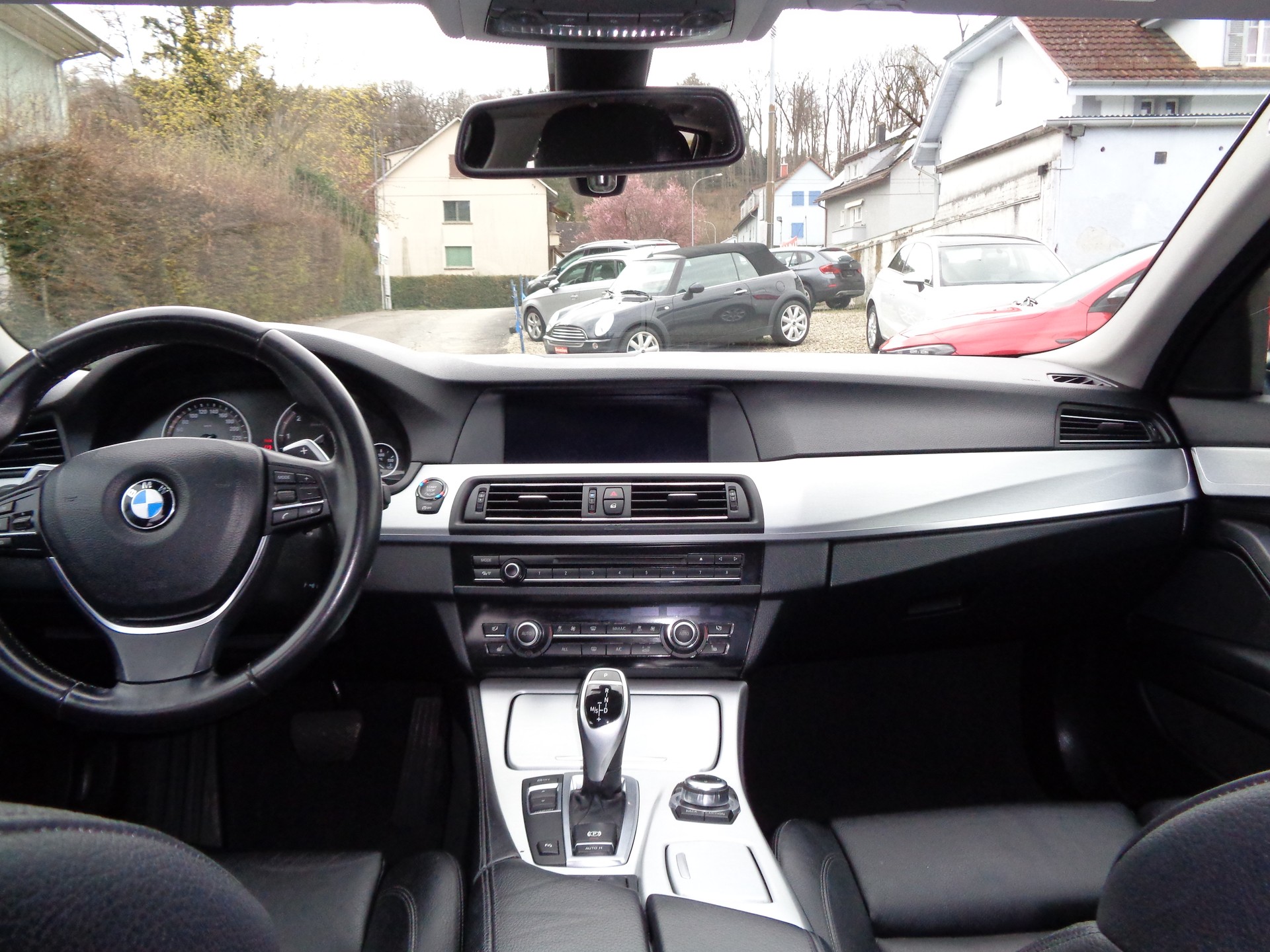 BMW 520d Touring Steptronic-image-10