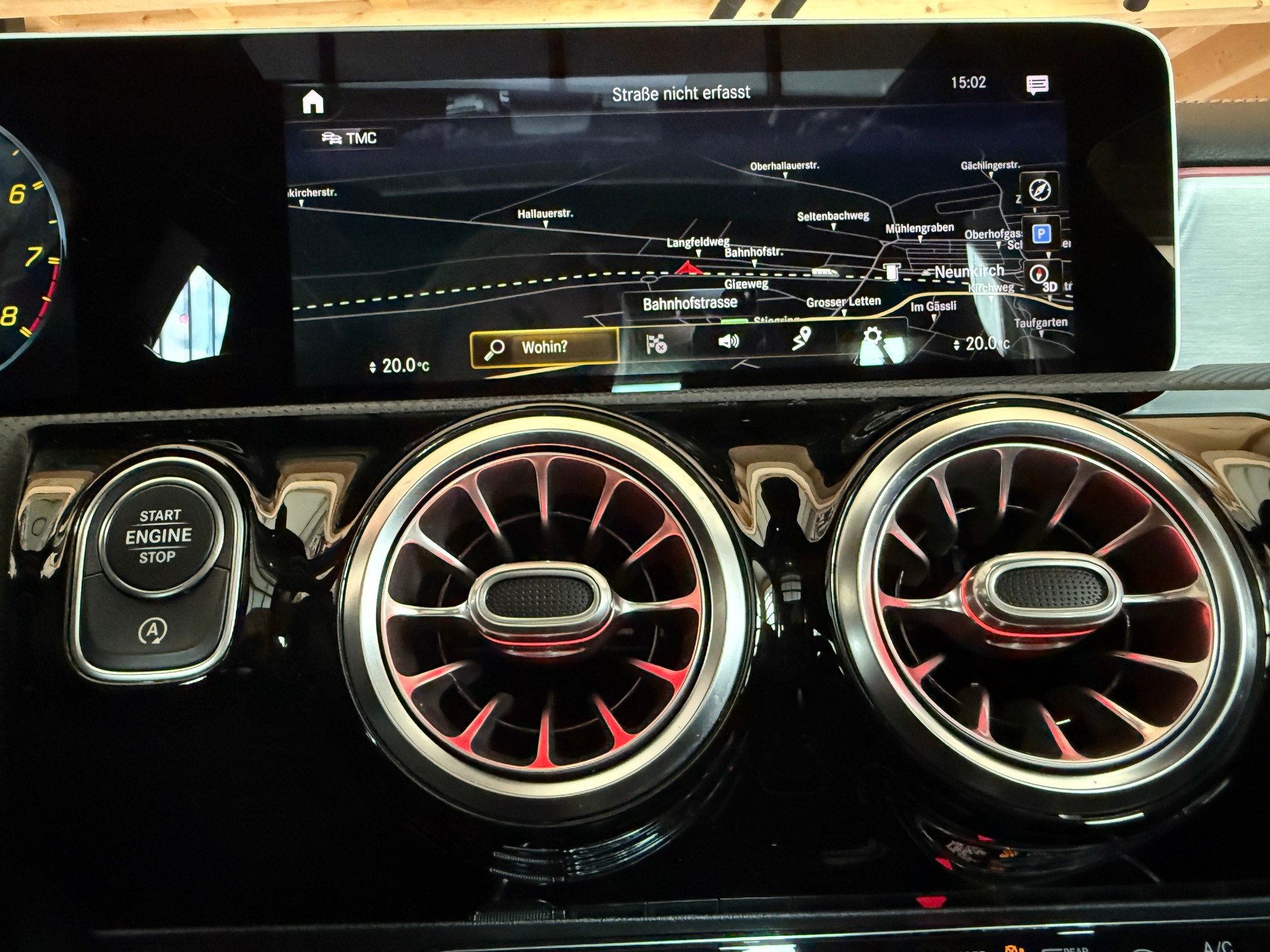 MERCEDES-BENZ A 45 S AMG 422 PS 4x4 mit top Ausstattung Automat-Speedshift 4Matic+-image-8