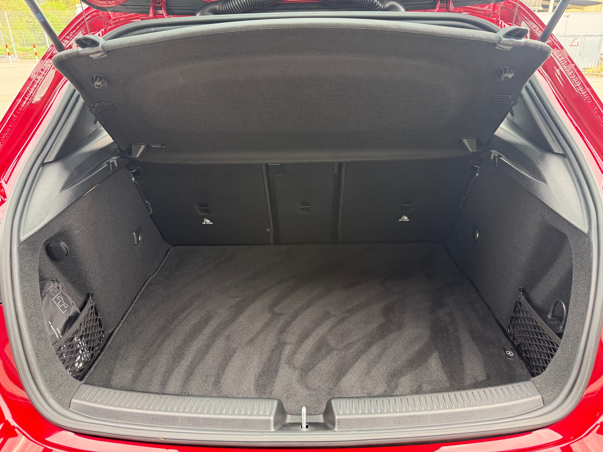 MERCEDES-BENZ A 45 S AMG 422 PS 4x4 mit top Ausstattung Automat-Speedshift 4Matic+-image-14