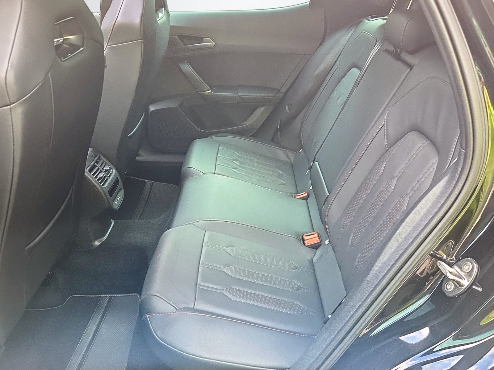 CUPRA Formentor 2.0 TSI VZ 4Drive DSG-image-10