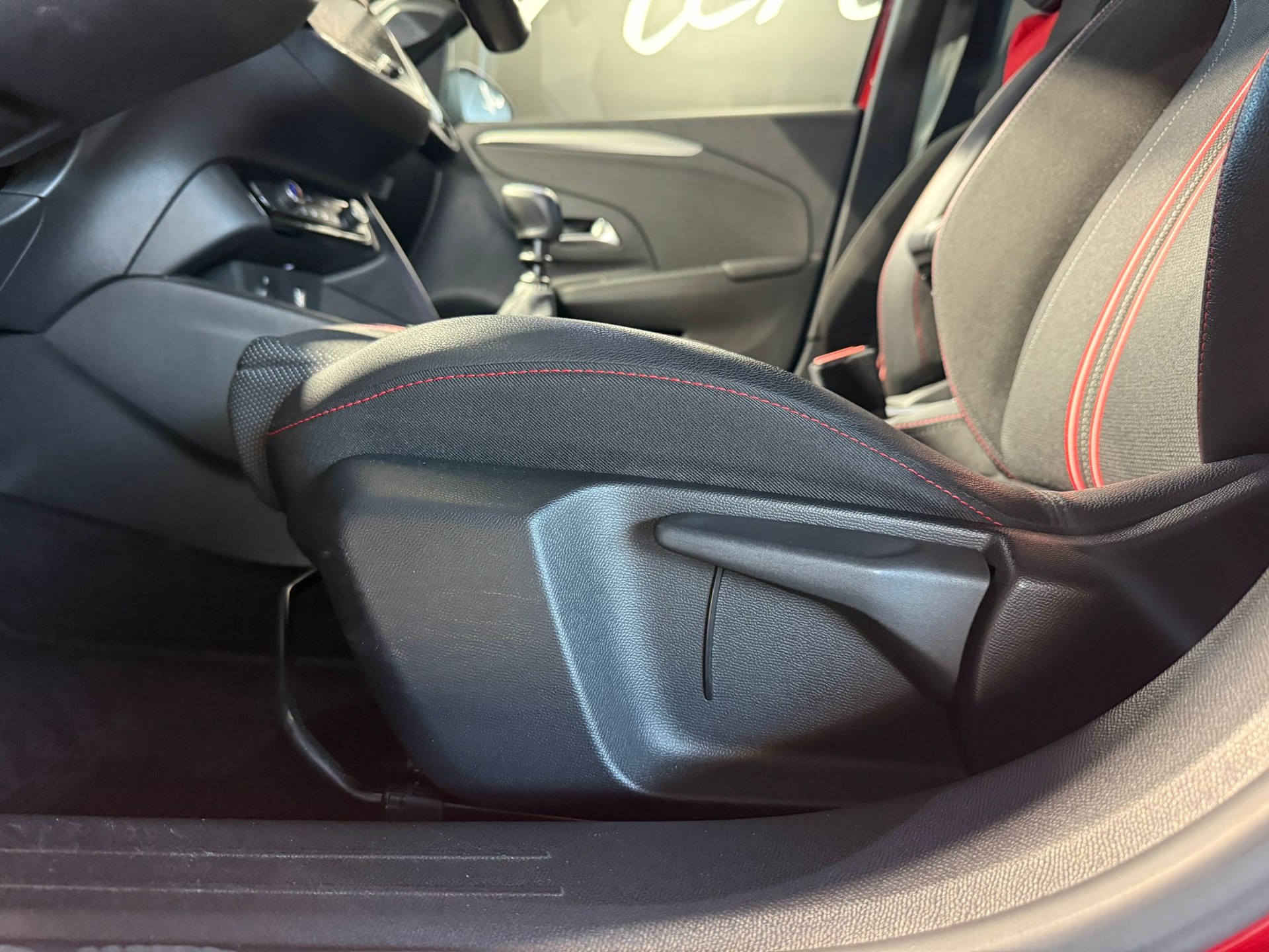 OPEL Corsa 1.2 TP GS-Line-showroom-element-3