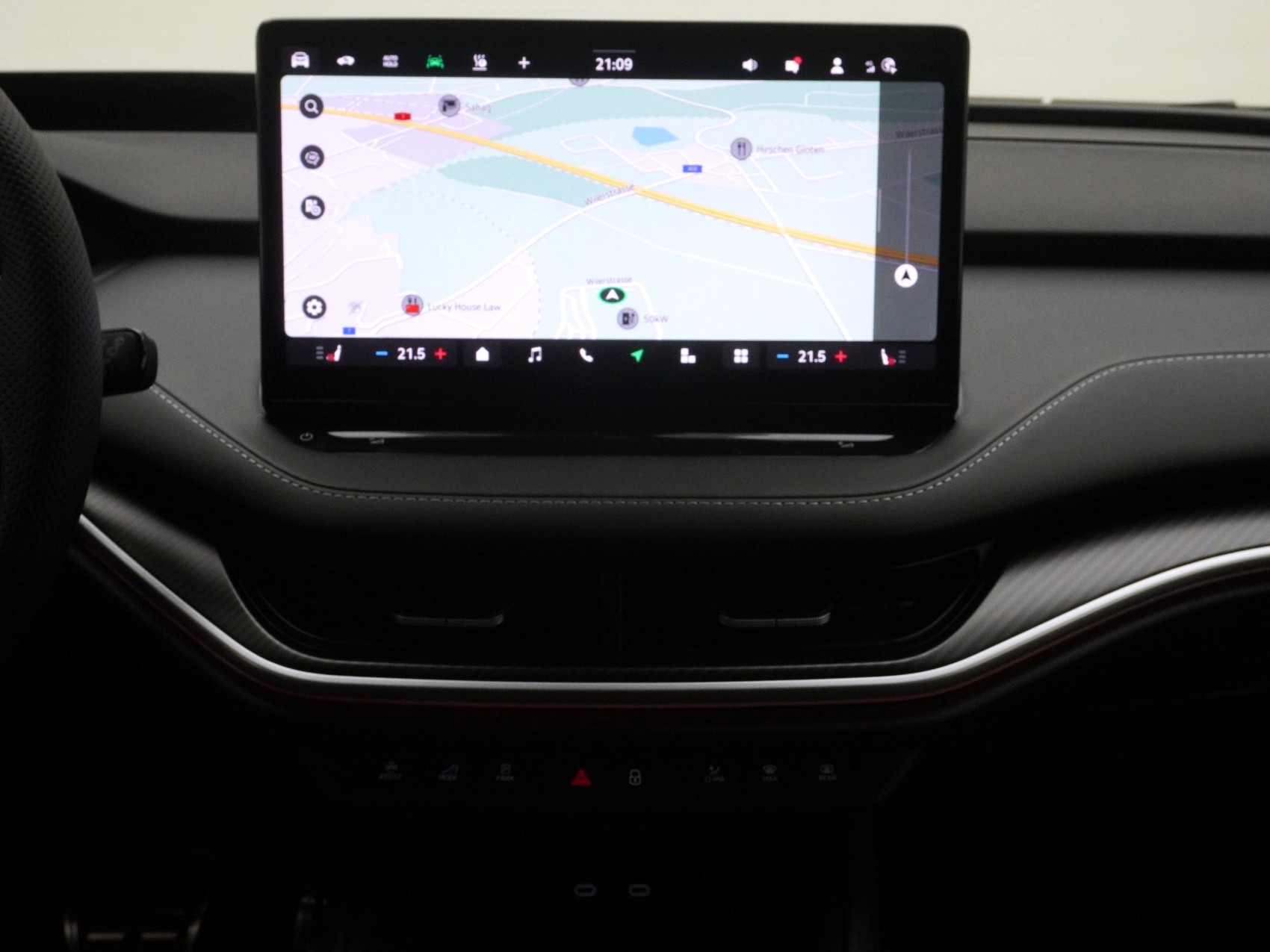 SKODA Enyaq iV RS-Suite MAXX-image-15