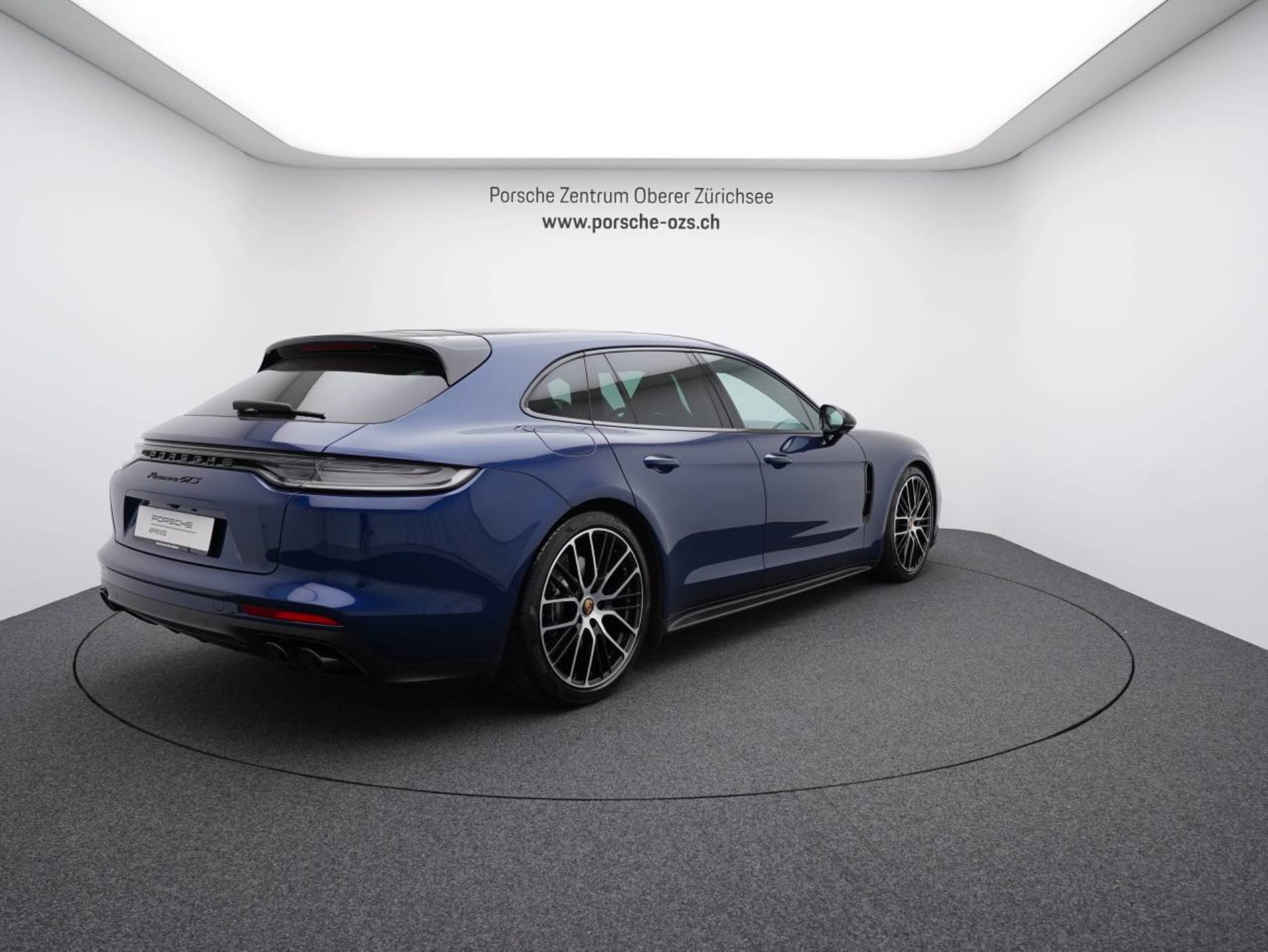 PORSCHE Panamera GTS Sport Turismo-image-6