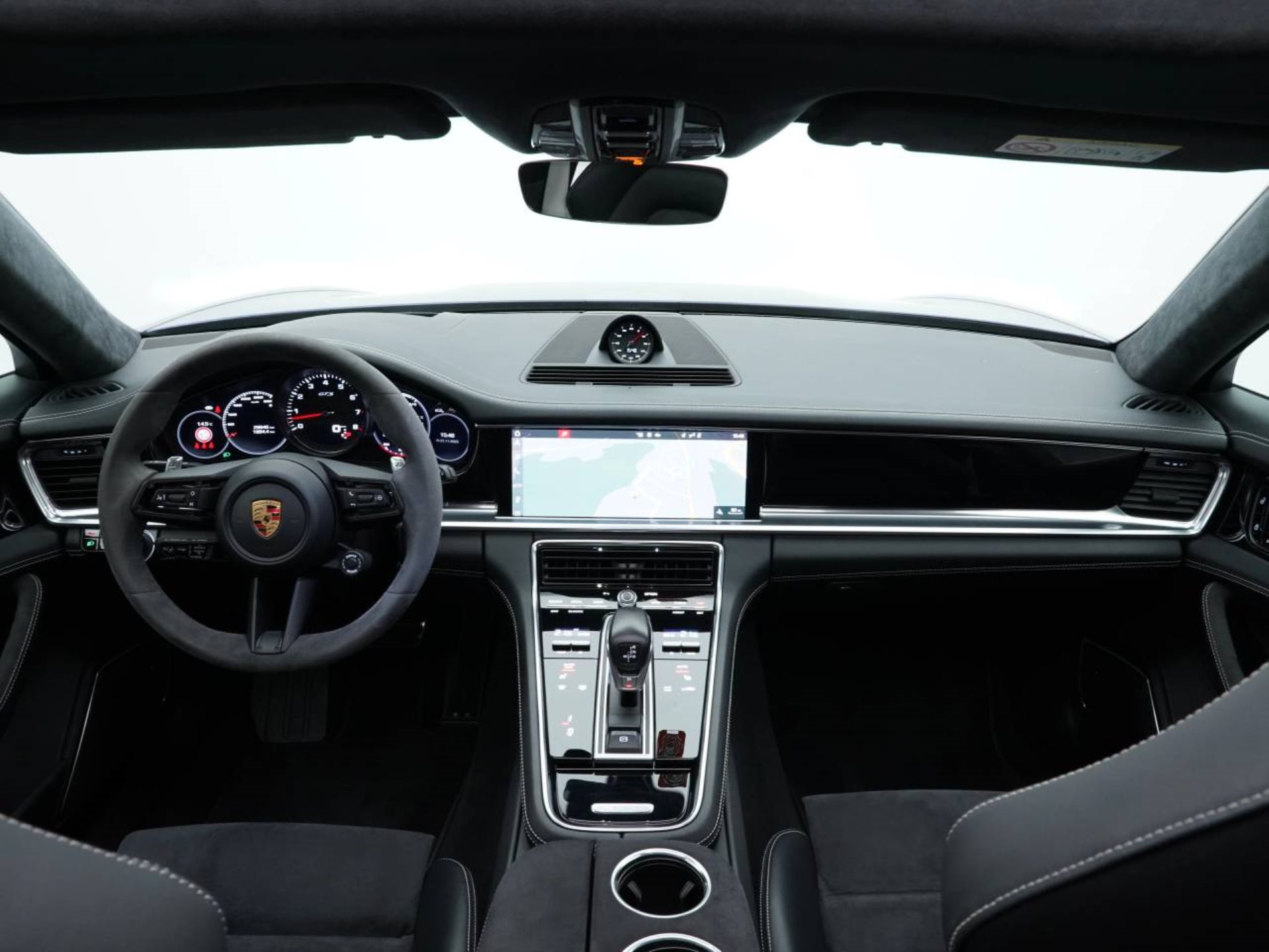 PORSCHE Panamera GTS Sport Turismo-image-14