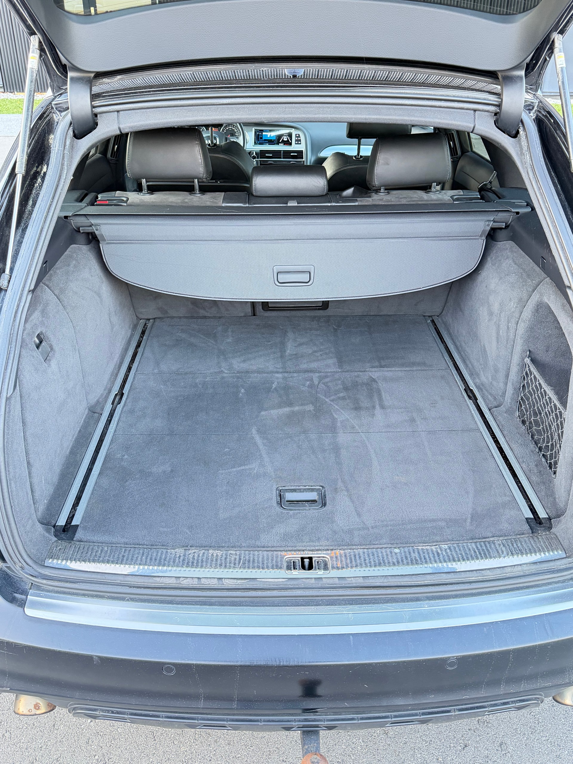 AUDI A6 allroad 3.0 TDI quattro-image-8