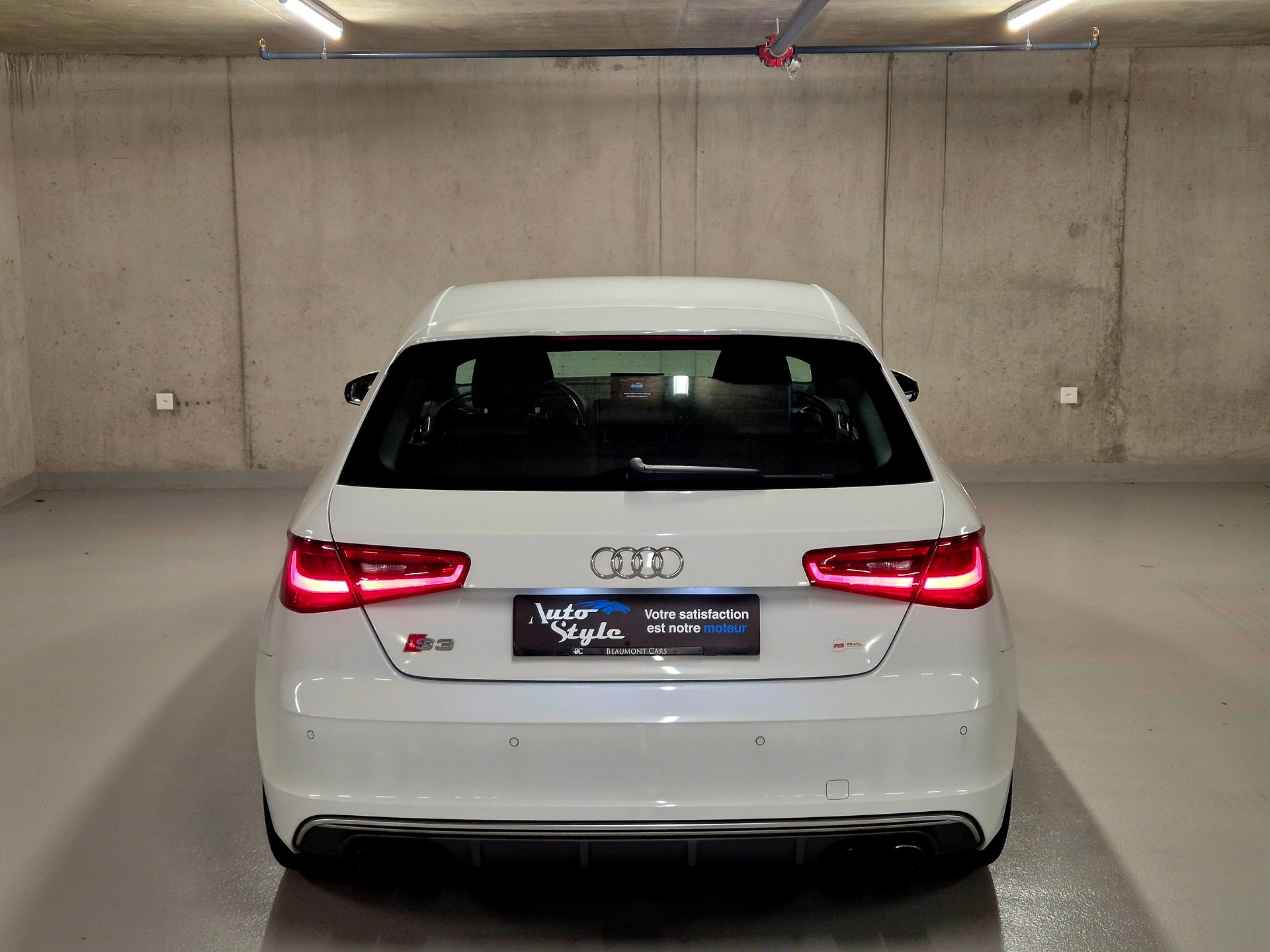 AUDI S3 2.0 TFSI quattro S-tronic-image-6