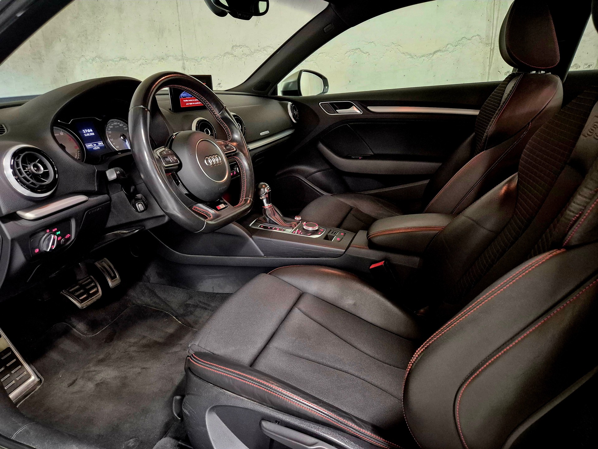 AUDI S3 2.0 TFSI quattro S-tronic-image-9