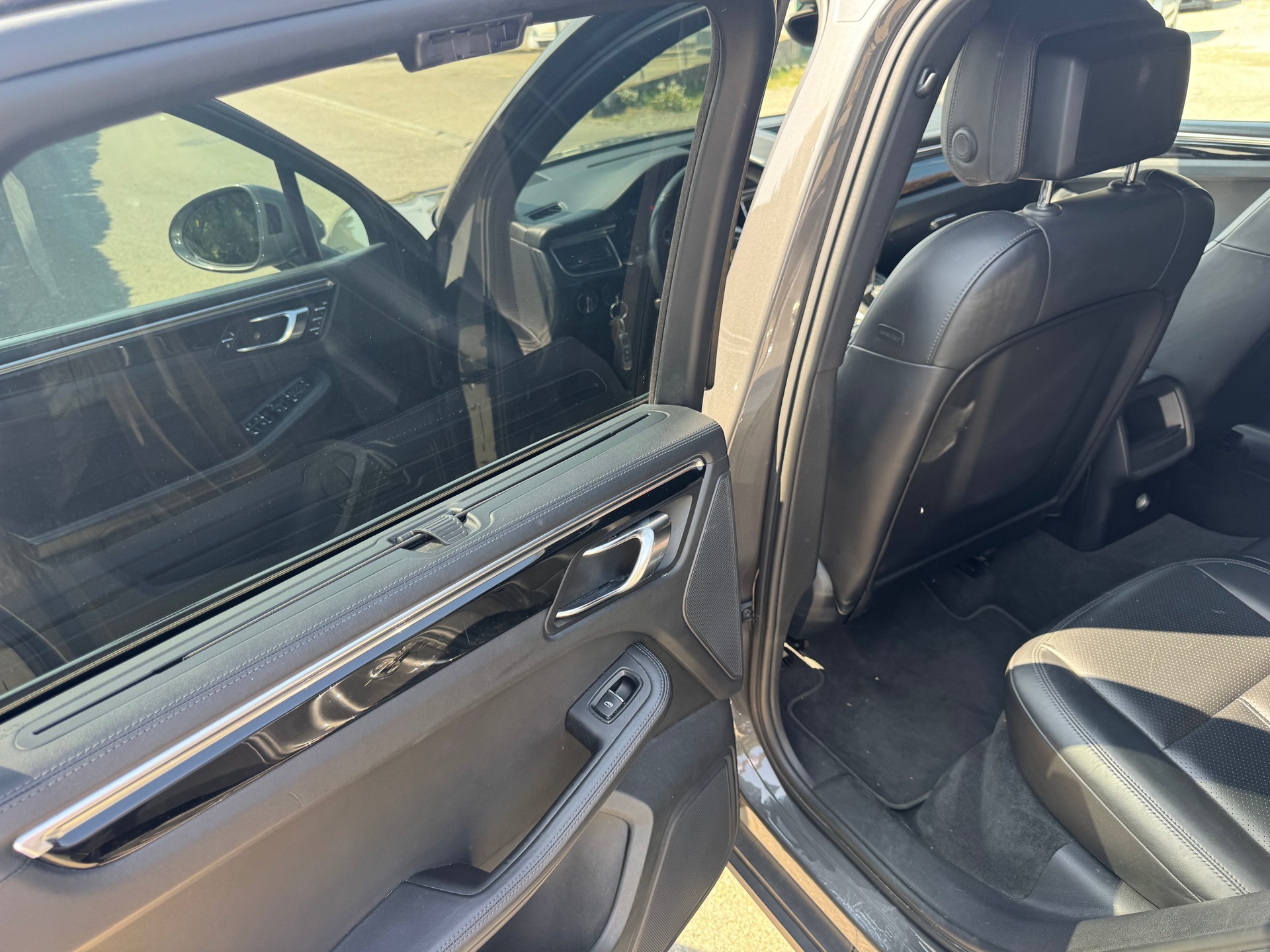 PORSCHE Macan S Diesel PDK-image-7