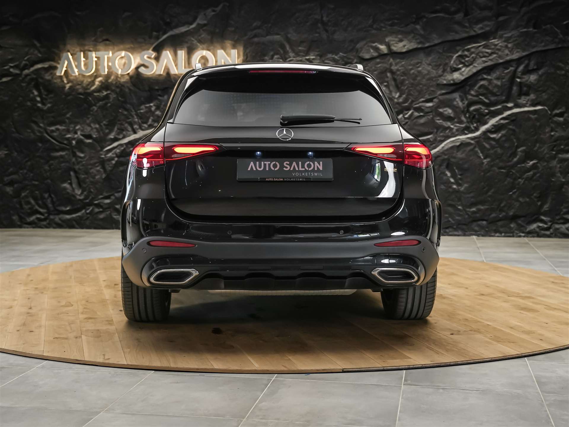 MERCEDES-BENZ GLC 200 AMG Line 4matic *Digital Light*360° Kamera* Night Paket*-image-4