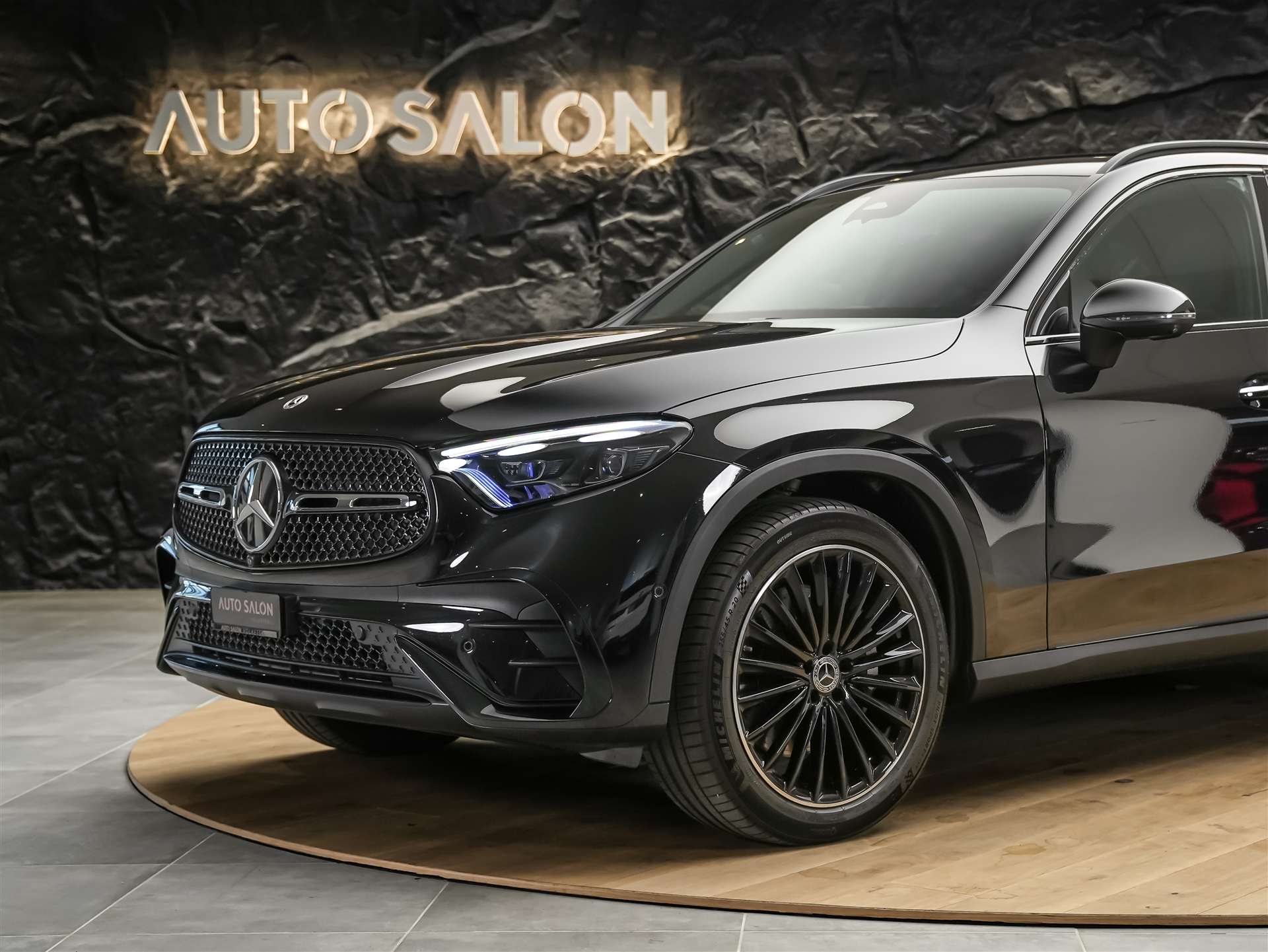 MERCEDES-BENZ GLC 200 AMG Line 4matic *Digital Light*360° Kamera* Night Paket*-image-13
