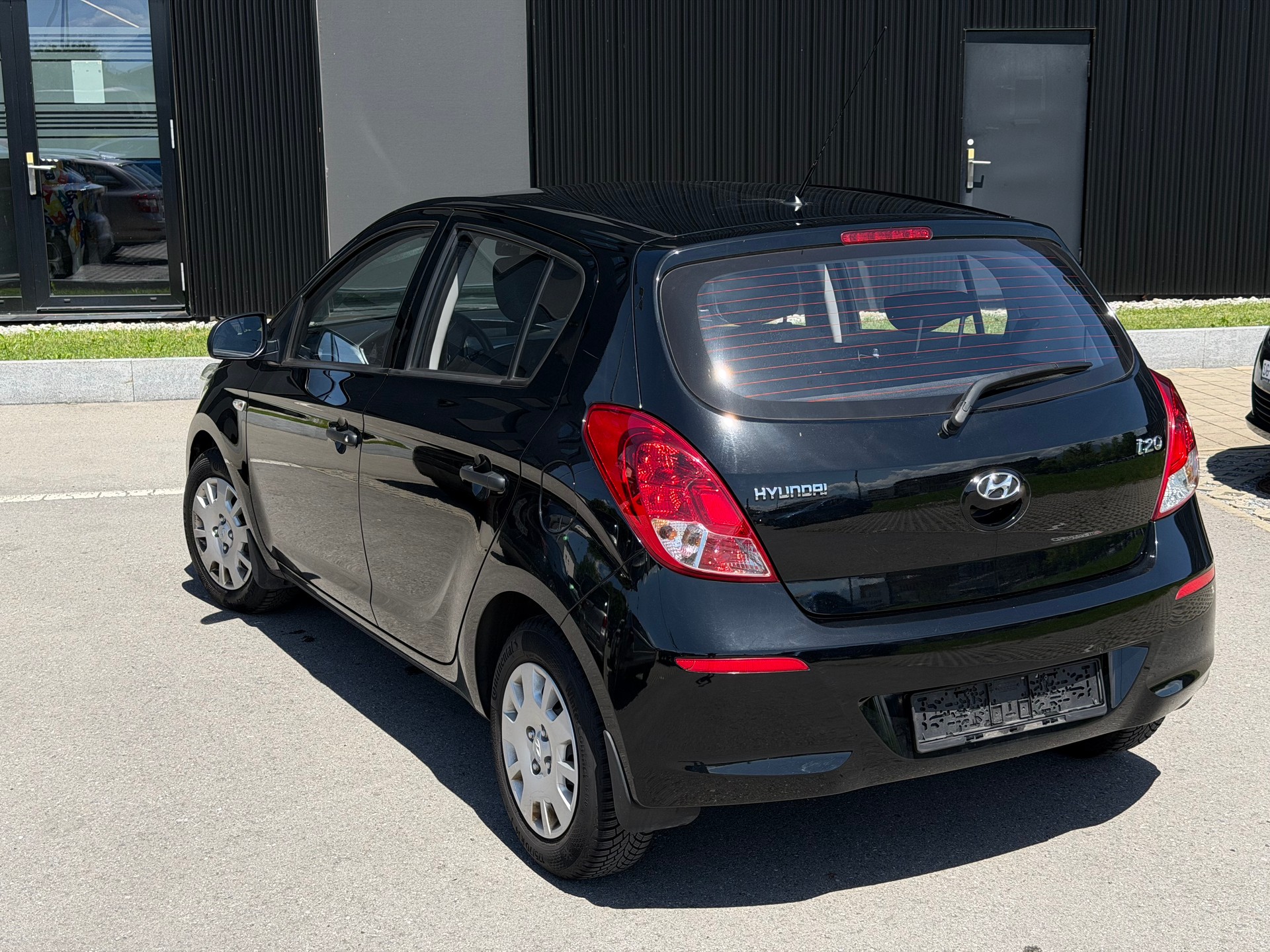 HYUNDAI i20 1.2 Comfort-image-7