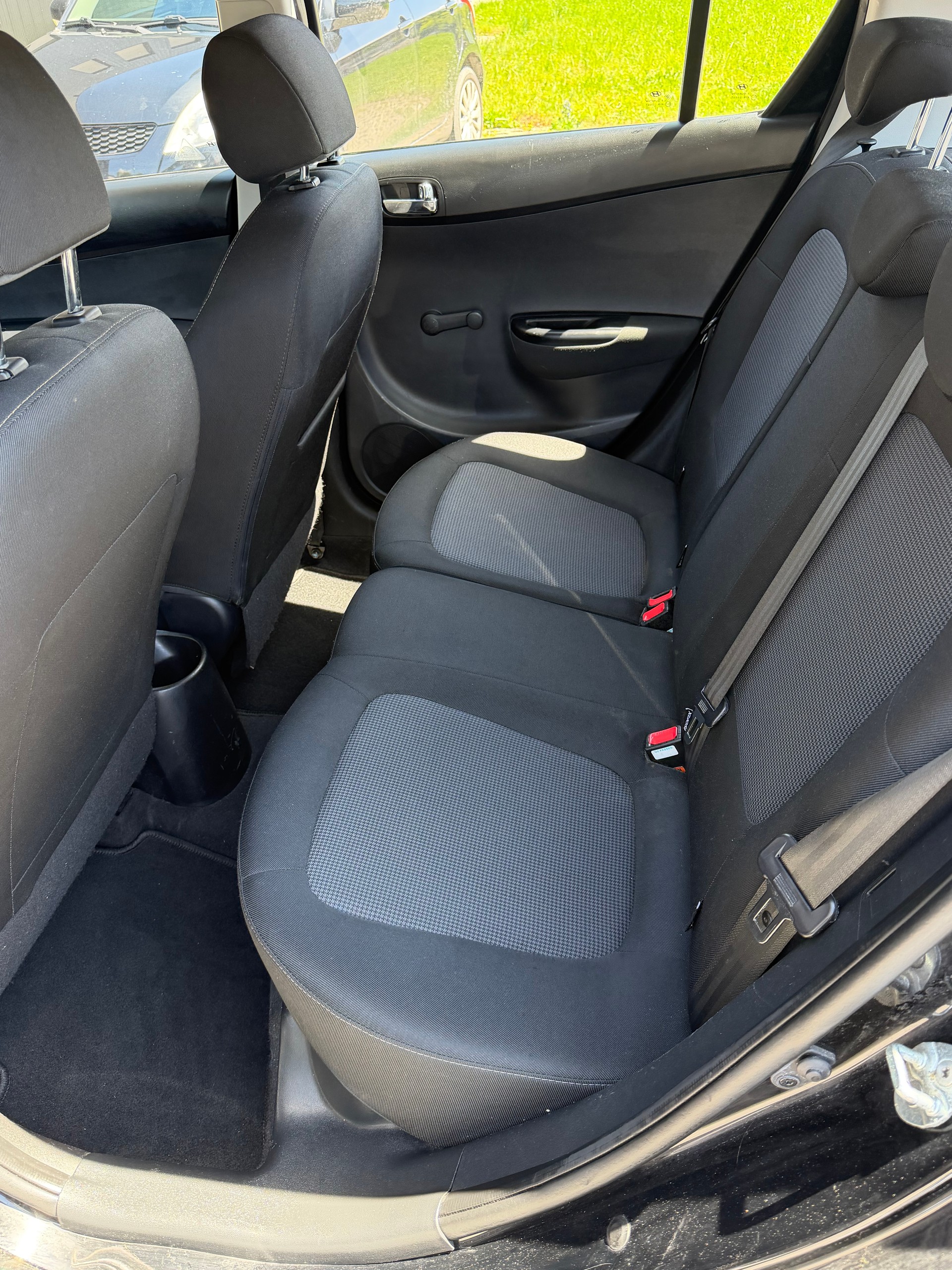 HYUNDAI i20 1.2 Comfort-image-8