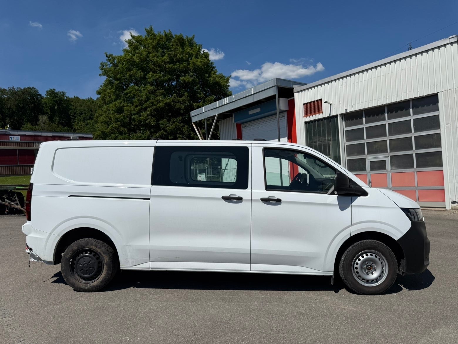 VW Transporter 2.0 TDI Edition Lang-image-7