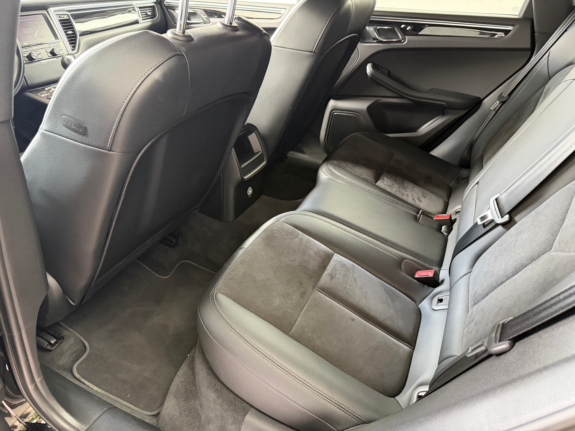 PORSCHE Macan S Diesel PDK-image-7