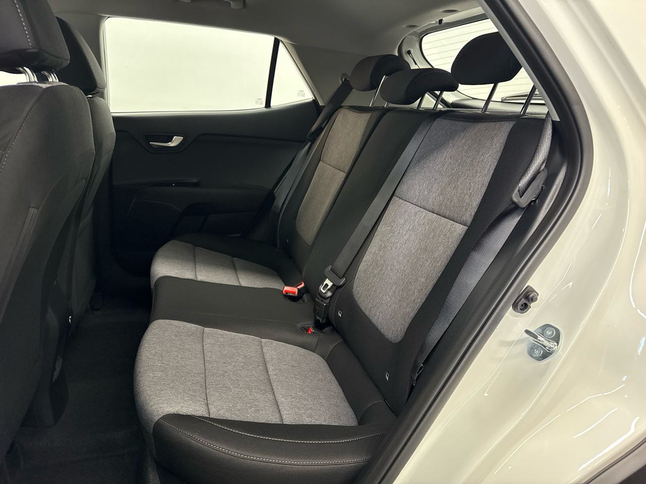 KIA Stonic 1.0 T-GD Stonic DCT-image-8