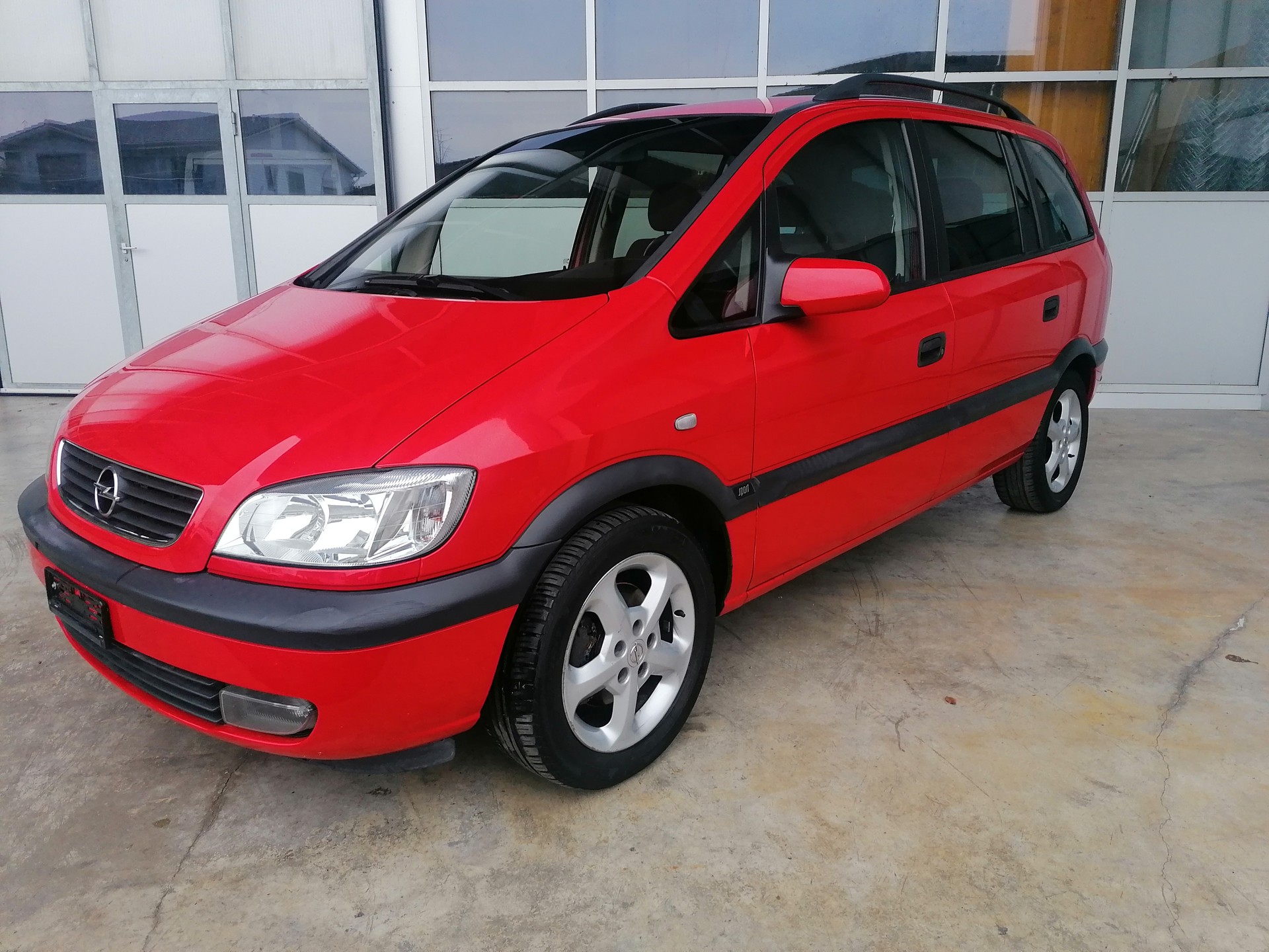 OPEL Zafira 2.2i 16V Comfort