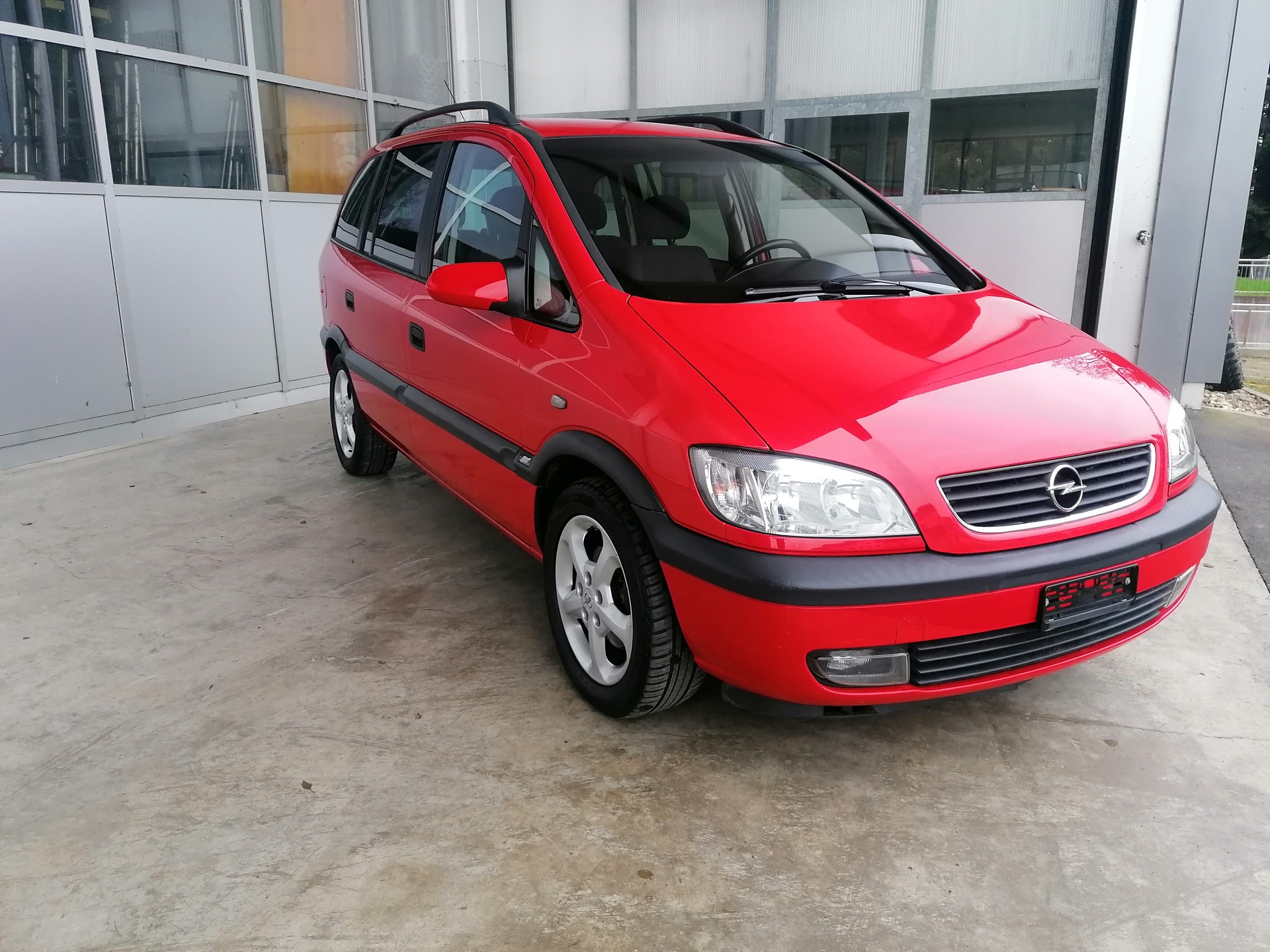 OPEL Zafira 2.2i 16V Comfort-showroom-element-3