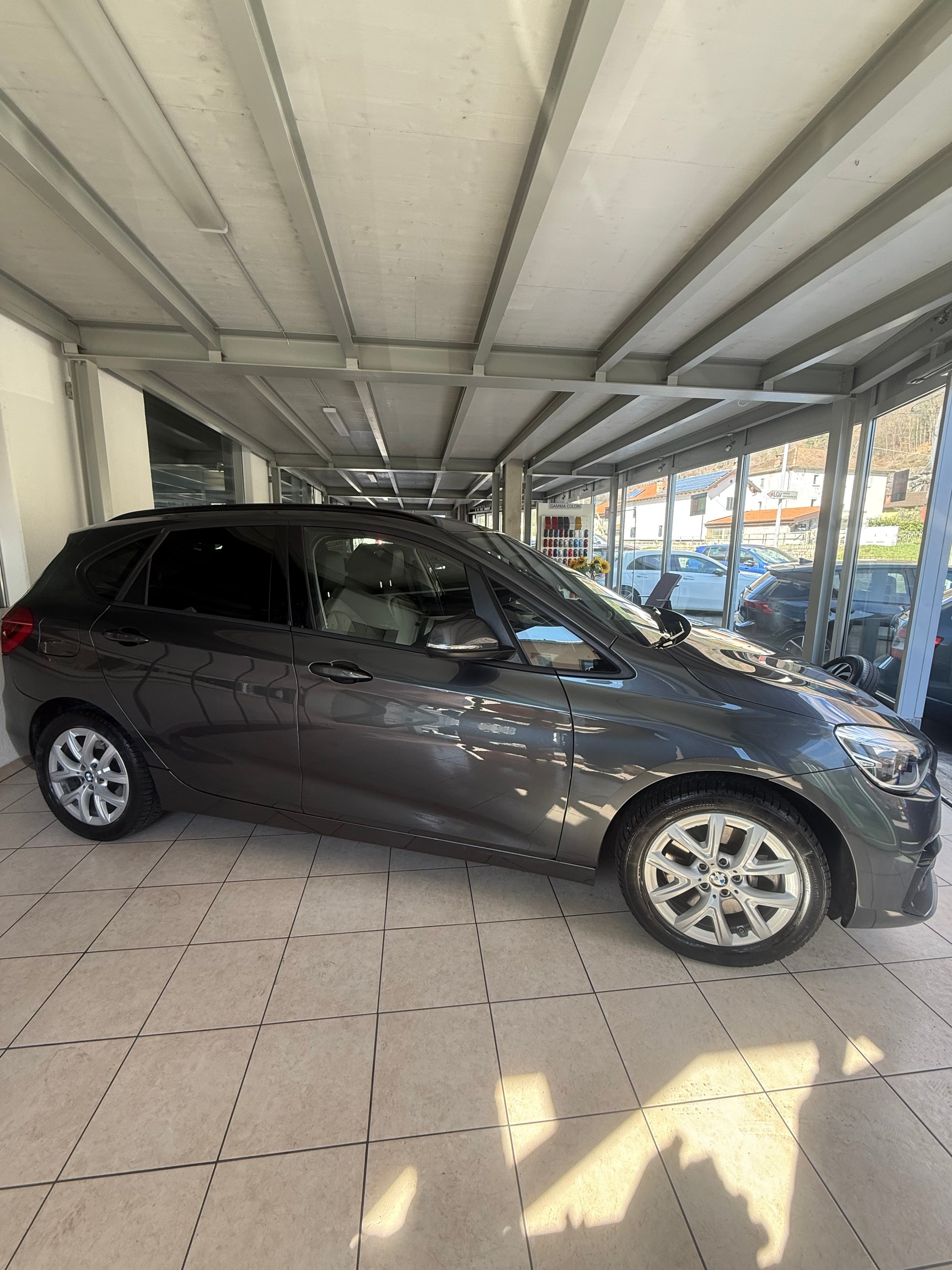 BMW 225xe iPerformance Active Tourer Steptronic-image-6