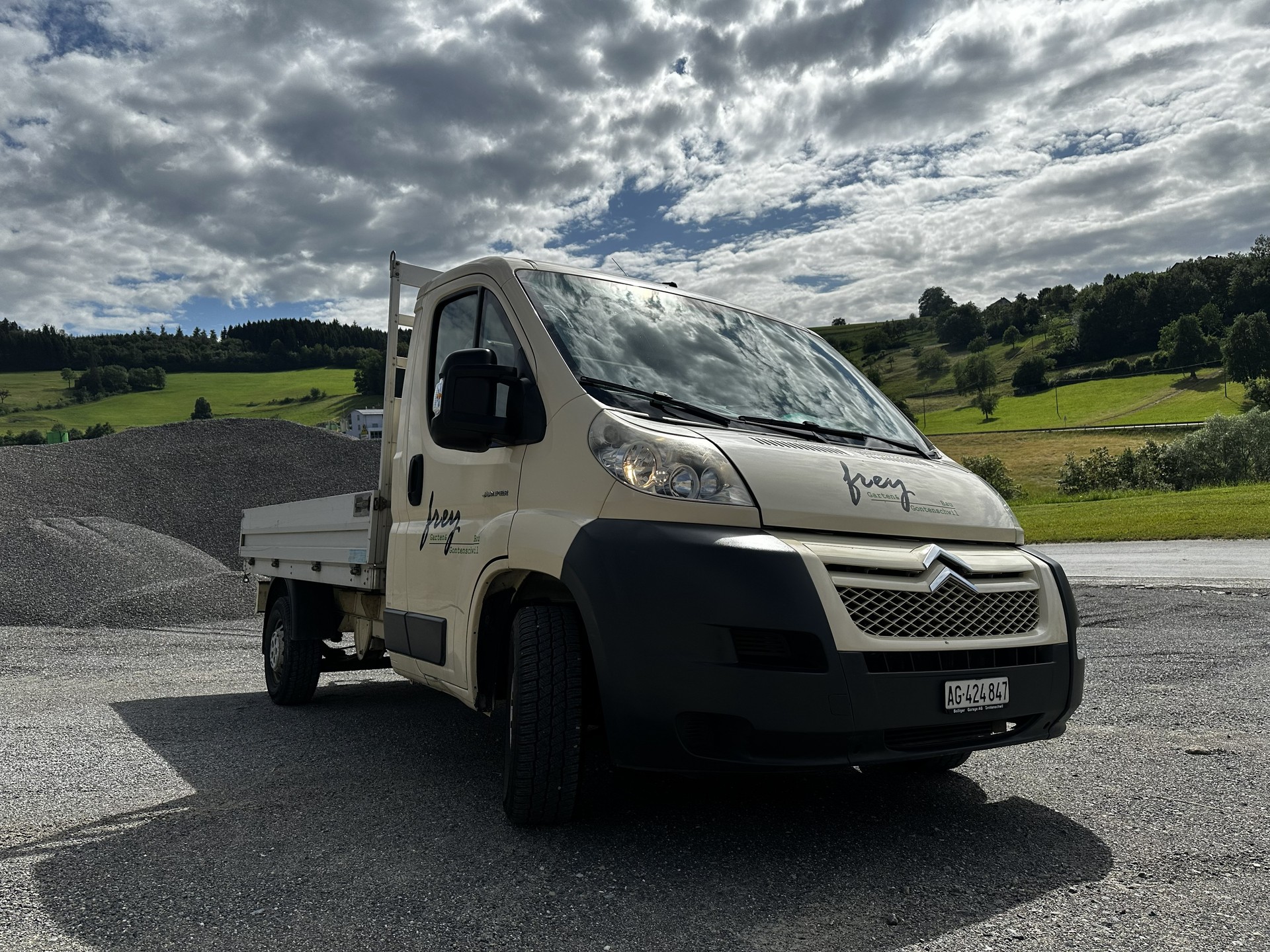 CITROEN Citroën Jumper 2.2 HDI 120 Pritsche, Einzelkabine, 1’545 kg Nutzlast, AHK 2’500 kg, frisch ab MFK und Service-image-1