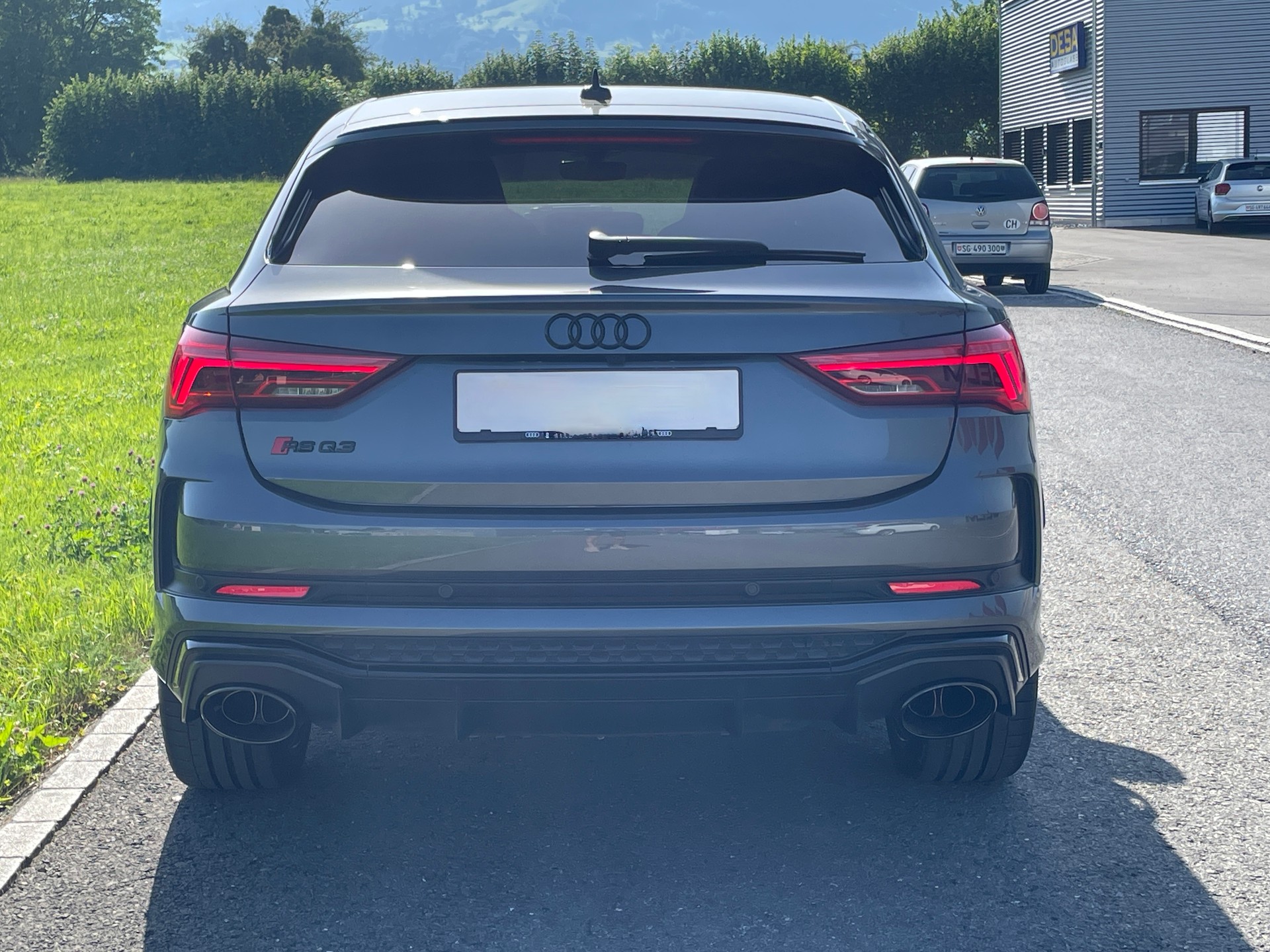 AUDI RS Q3 Sportback 2.5 quattro S-Tronic-image-3