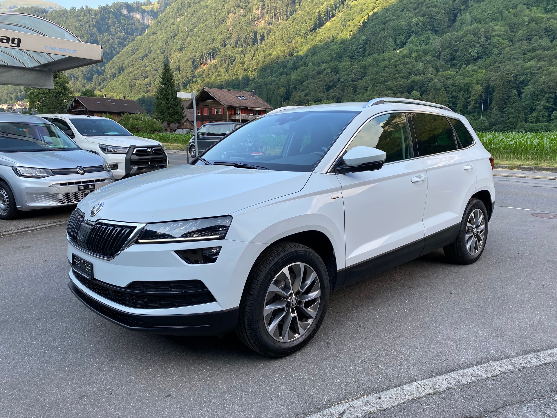 SKODA Karoq 2.0 TDI CR Clever 4x4 DSG-image-1