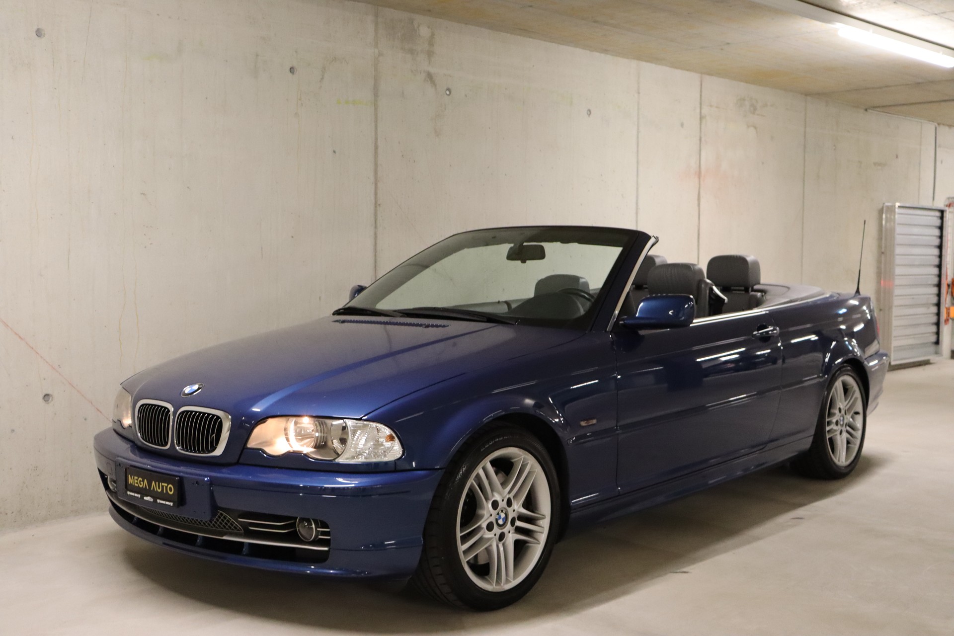BMW 330CI CABRIOLET ** FRISCH AB MFK & SERVICE ** 8-FACH FELGEN ** TOP GEPFLEGT **